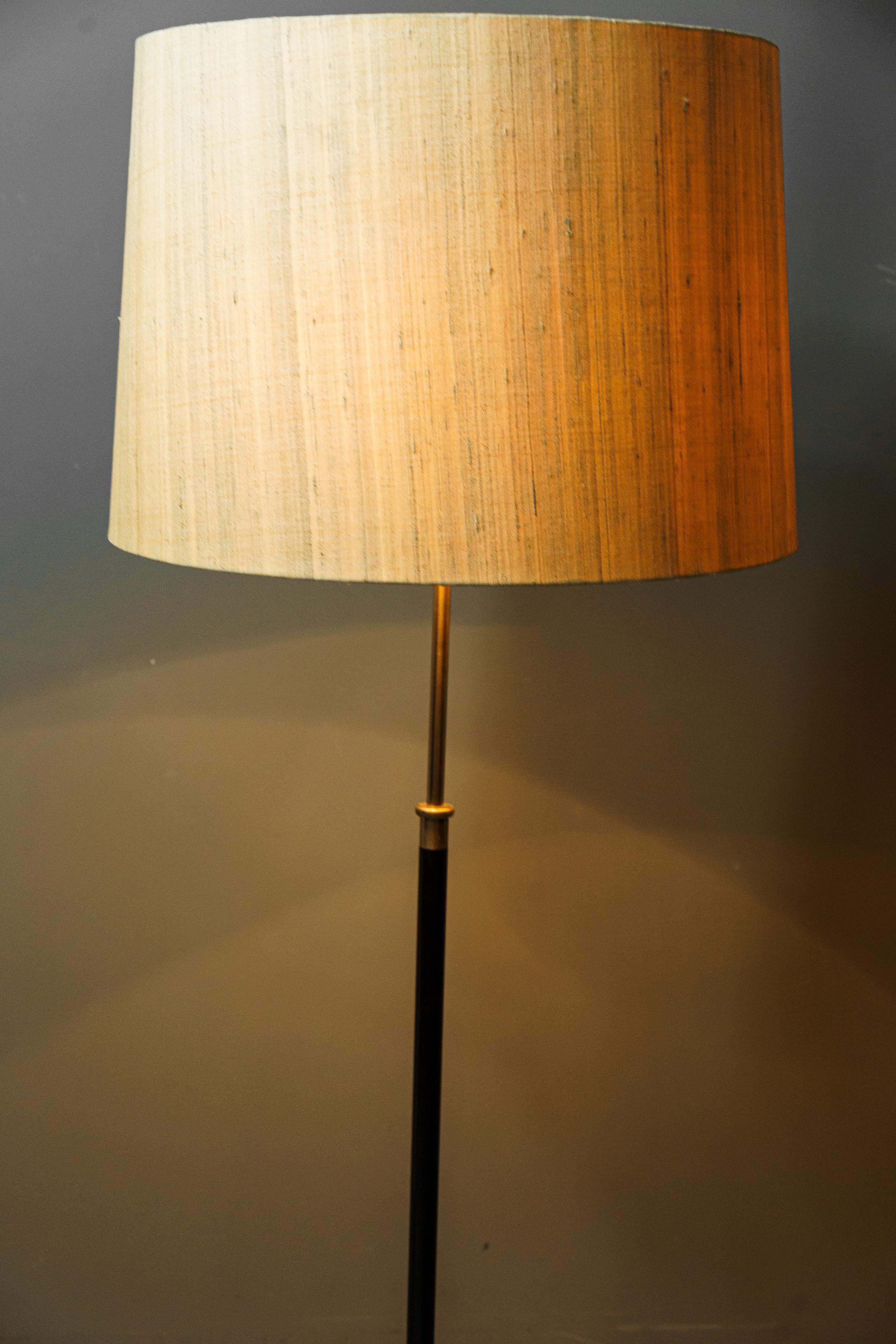 Adjustable J.T.Kalmar Floor Lamp Vienna Around 1950s with Fabric Shade For Sale 15