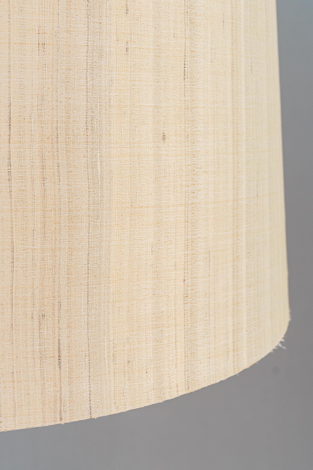 Adjustable J.T.Kalmar Floor Lamp with Fabric Shade Vienna Around 1950s In Good Condition For Sale In Wien, AT