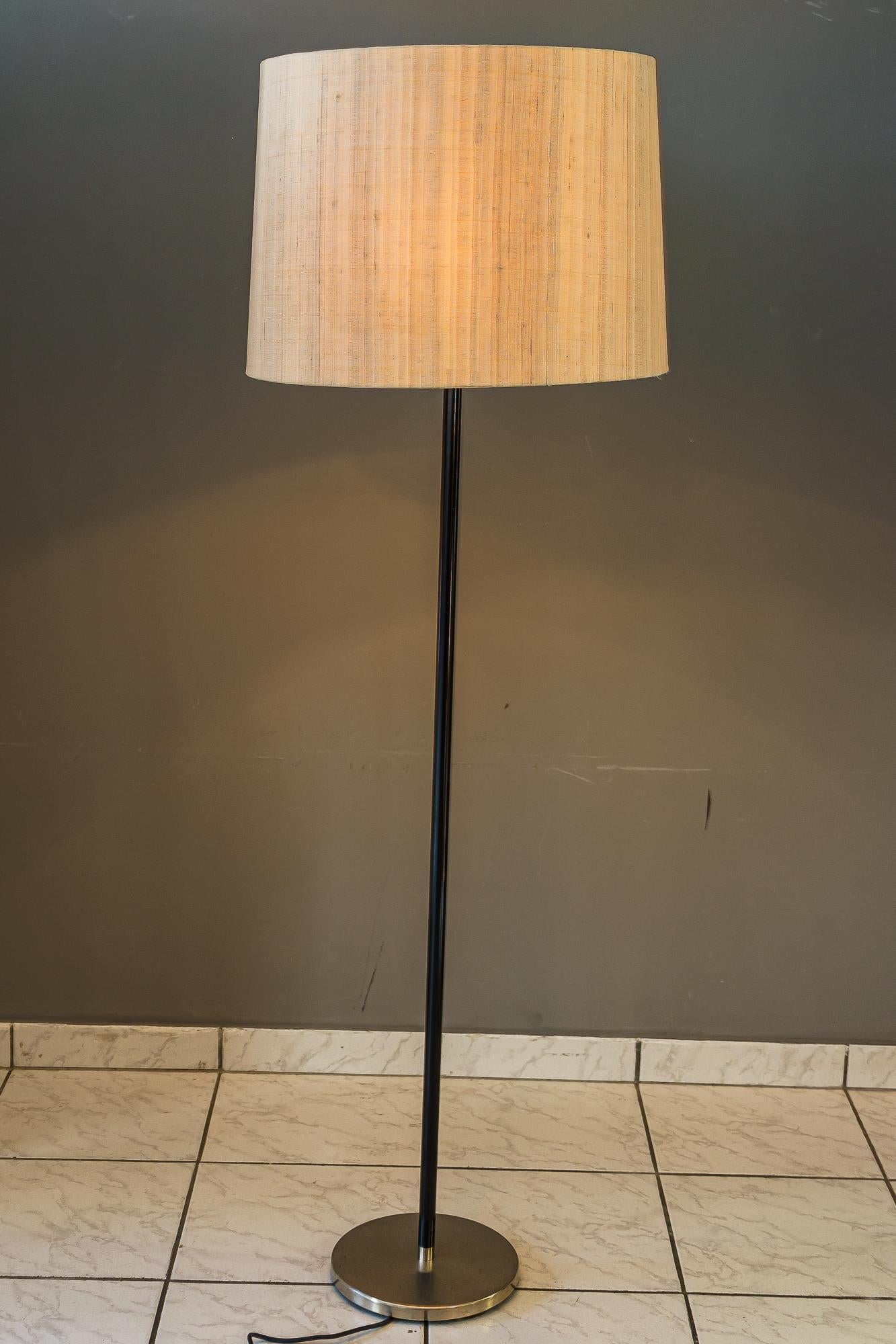 Adjustable J.T.Kalmar Floor Lamp with Fabric Shade Vienna Around 1950s For Sale 1