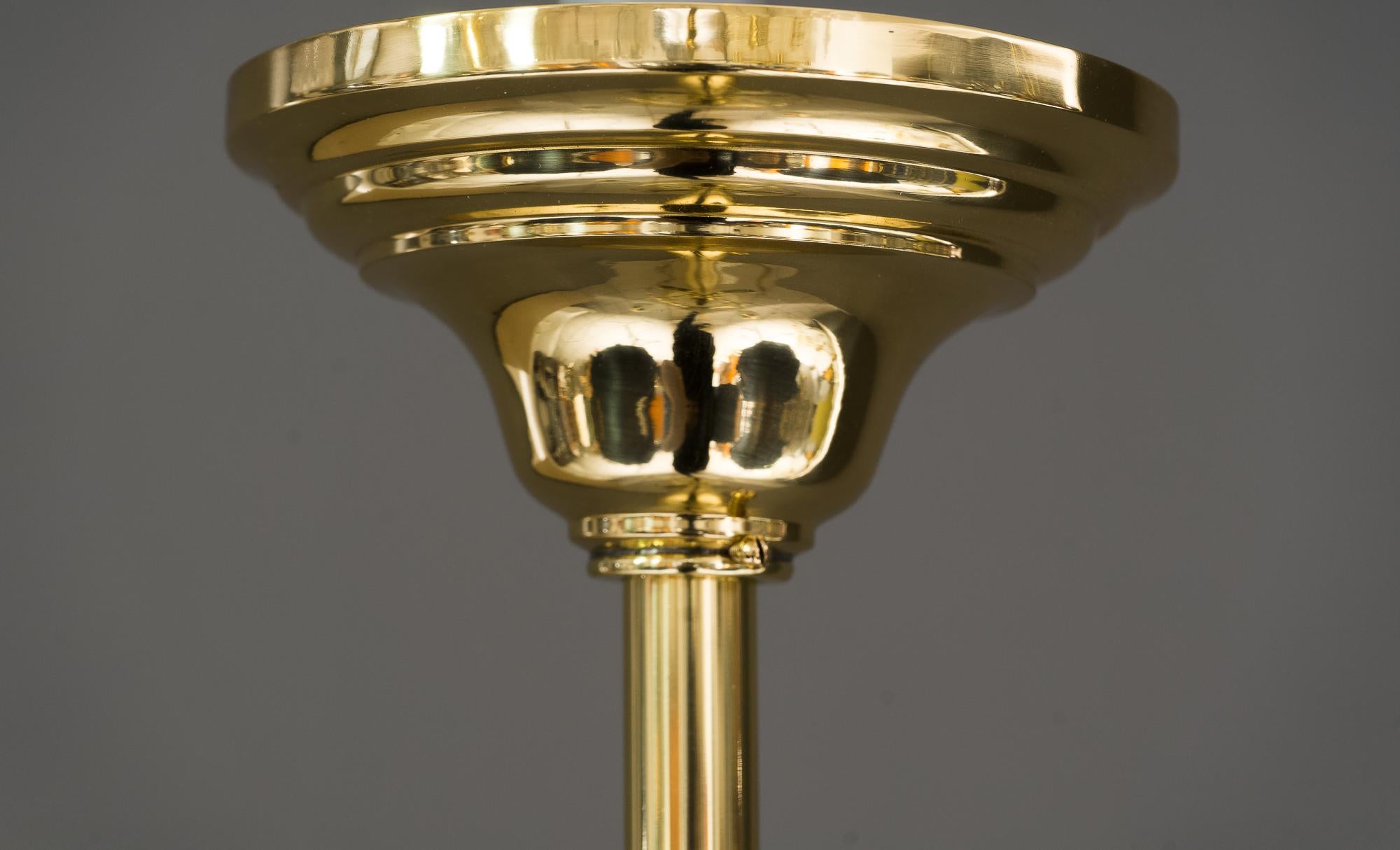 Verstellbarer Jugendstillüster mit originalen Opalgläsern, Wien, um 1910 9