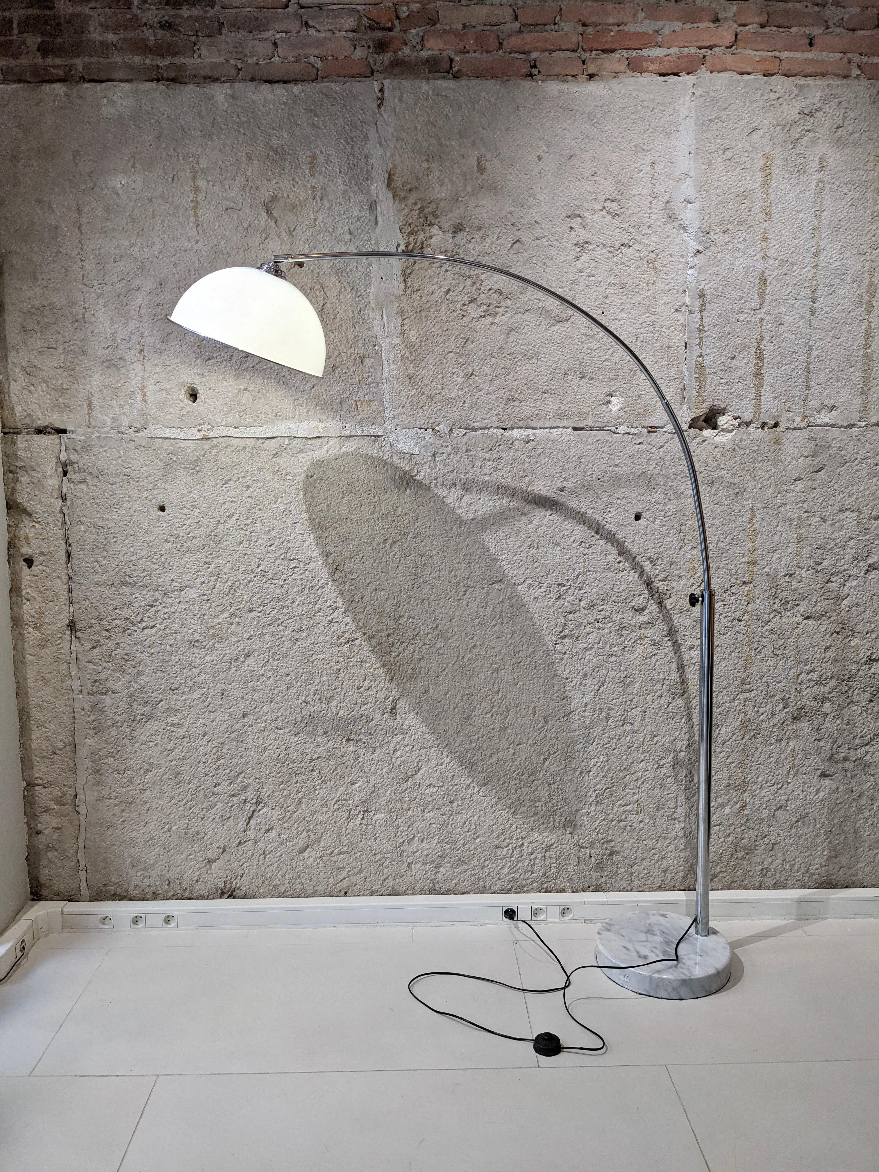 Mid-Century Modern Adjustable Lamp Floor, 1970s For Sale