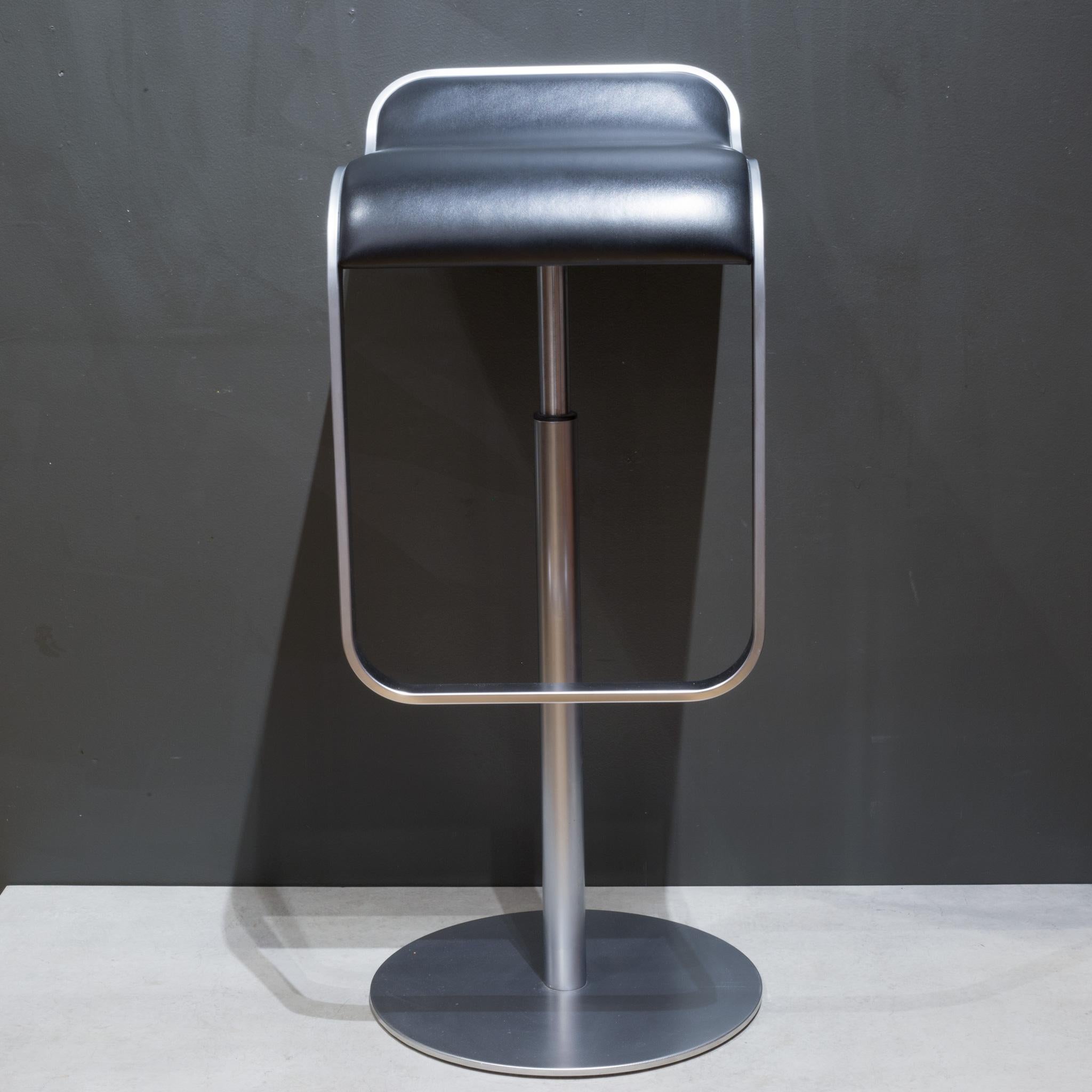 About

Comfortable swiveling, height-adjustable stool with durable steel frame and base. Features leather swivel seats and a lever that adjusts the seat height.

 Creator Shin Azumi and Tomoko Azumi. Lapalma. Made in Italy.
Date of manufacture