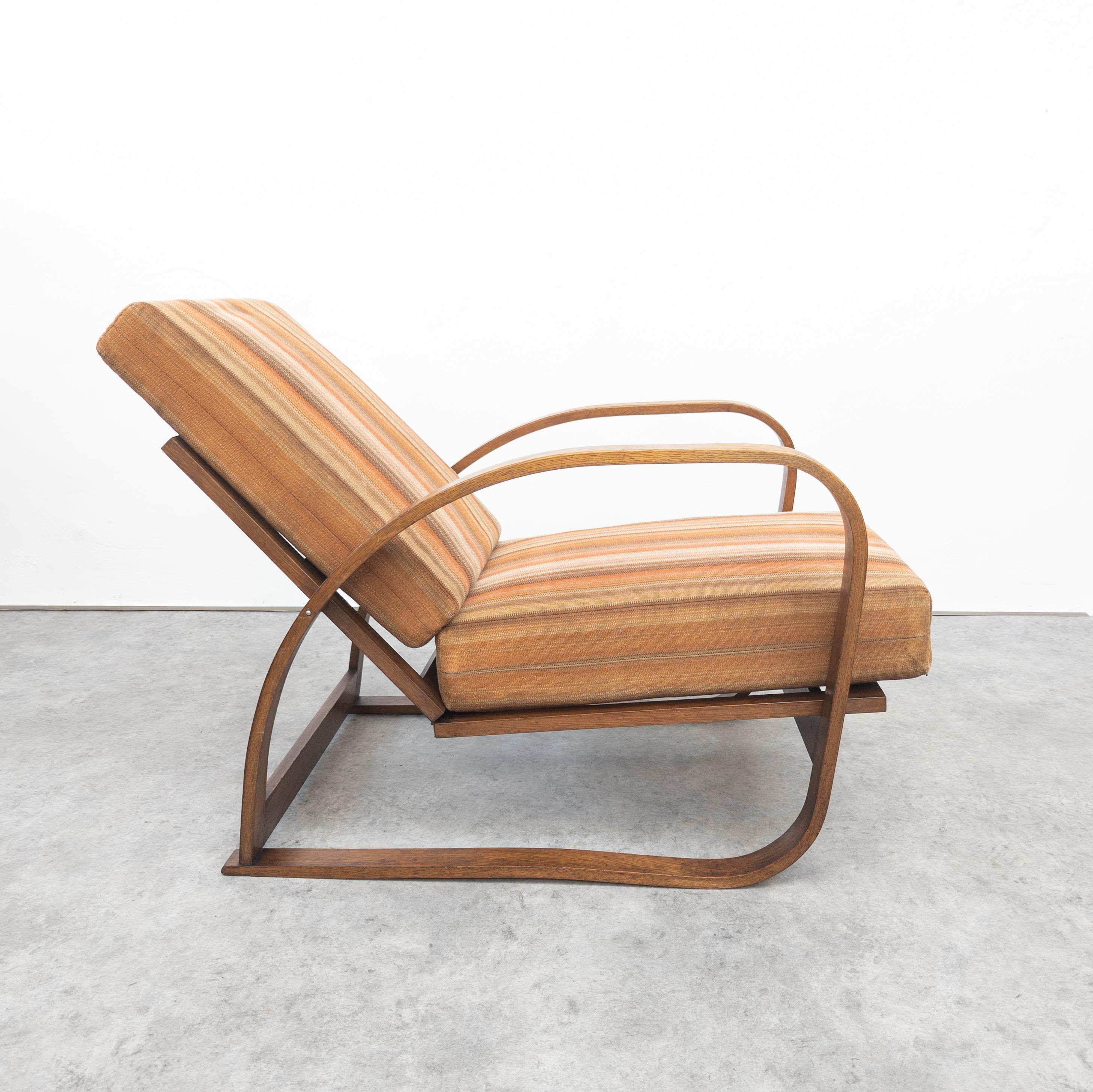 Czech Adjustable Lounge Chair H-70 by Jindřich Halabala for Up Závody, 1930s For Sale