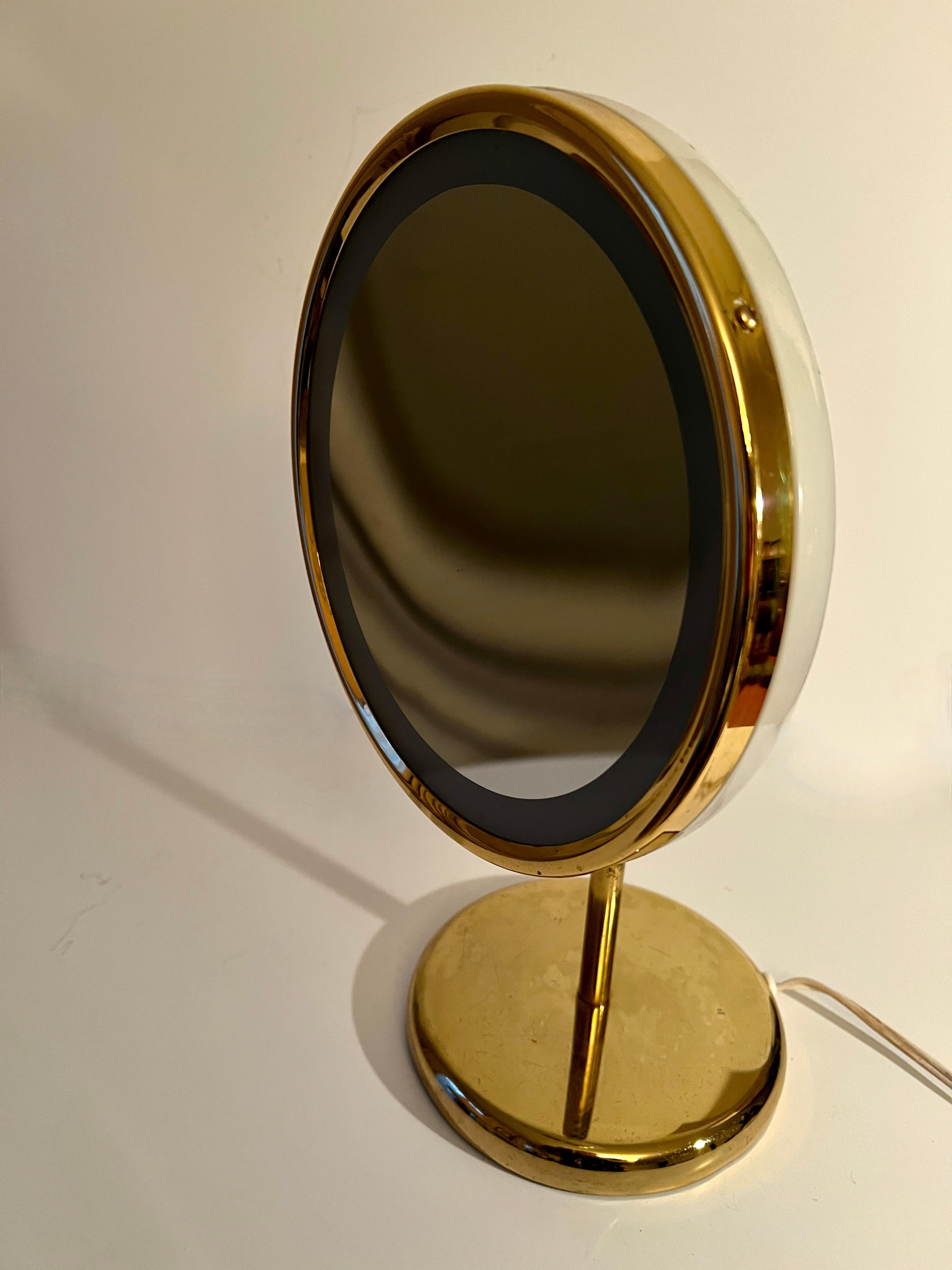 Adjustable Magnifying Ring Lit Table Mirror on Brass Stand with Brass Details For Sale 1