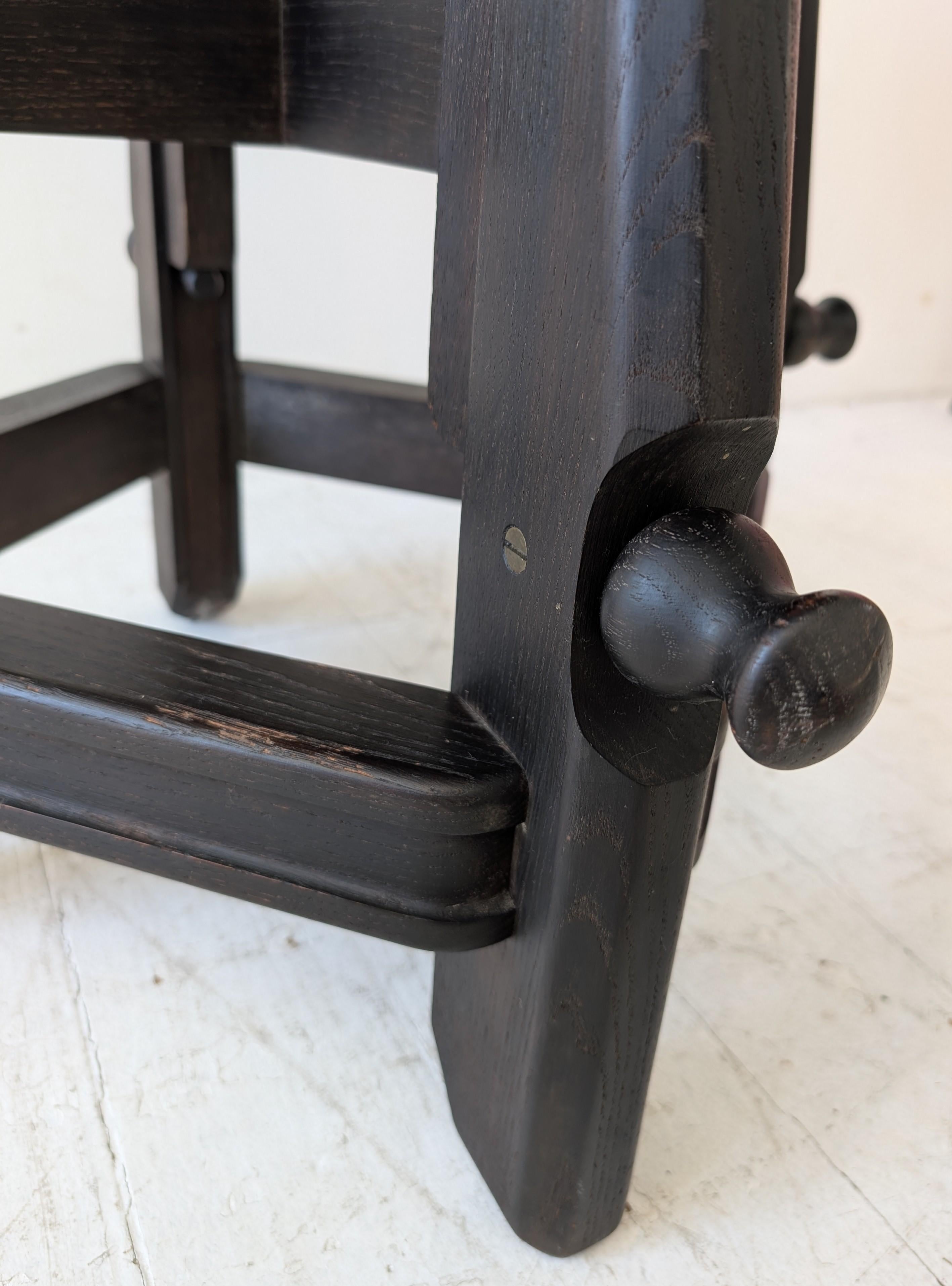 Adjustable mid century coffee / dining table by Guillerme & Chambron, France 60s For Sale 6