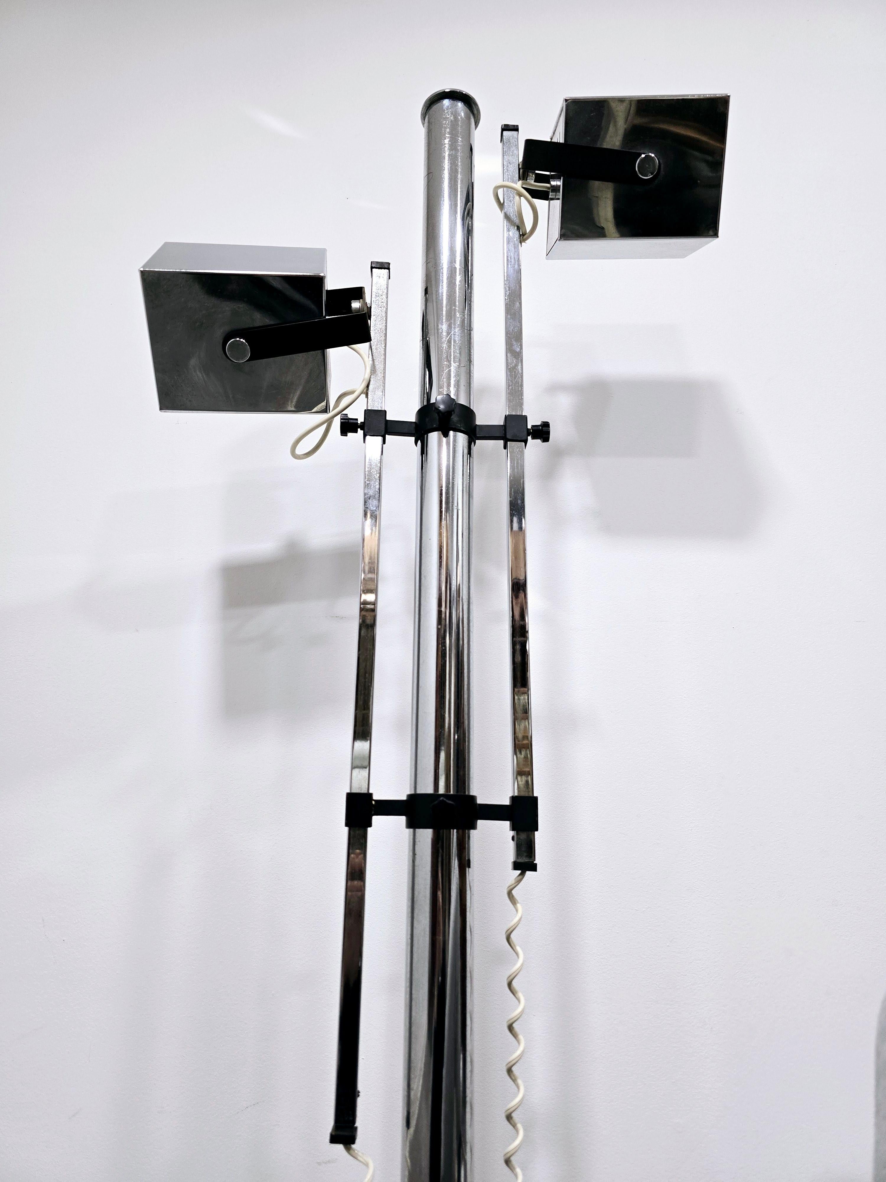 Verstellbare Stehlampe aus der Mitte des Jahrhunderts von Pat Hoffman für Lucitalia, 1970er Jahre (Moderne der Mitte des Jahrhunderts) im Angebot