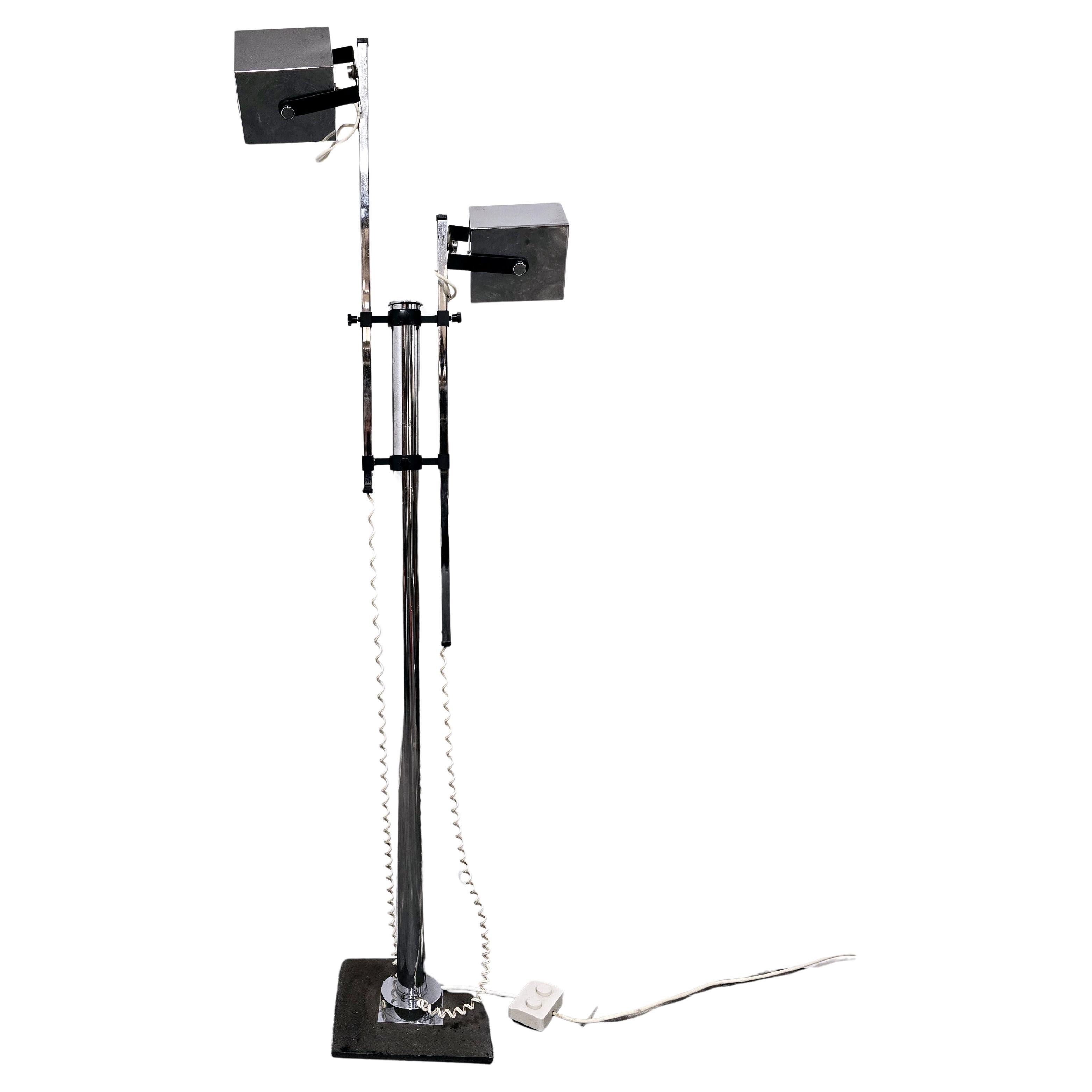 Verstellbare Stehlampe aus der Mitte des Jahrhunderts von Pat Hoffman für Lucitalia, 1970er Jahre im Angebot