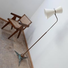 Lámpara de pie ajustable de estrella francesa de mediados de siglo de Robert Mathieu