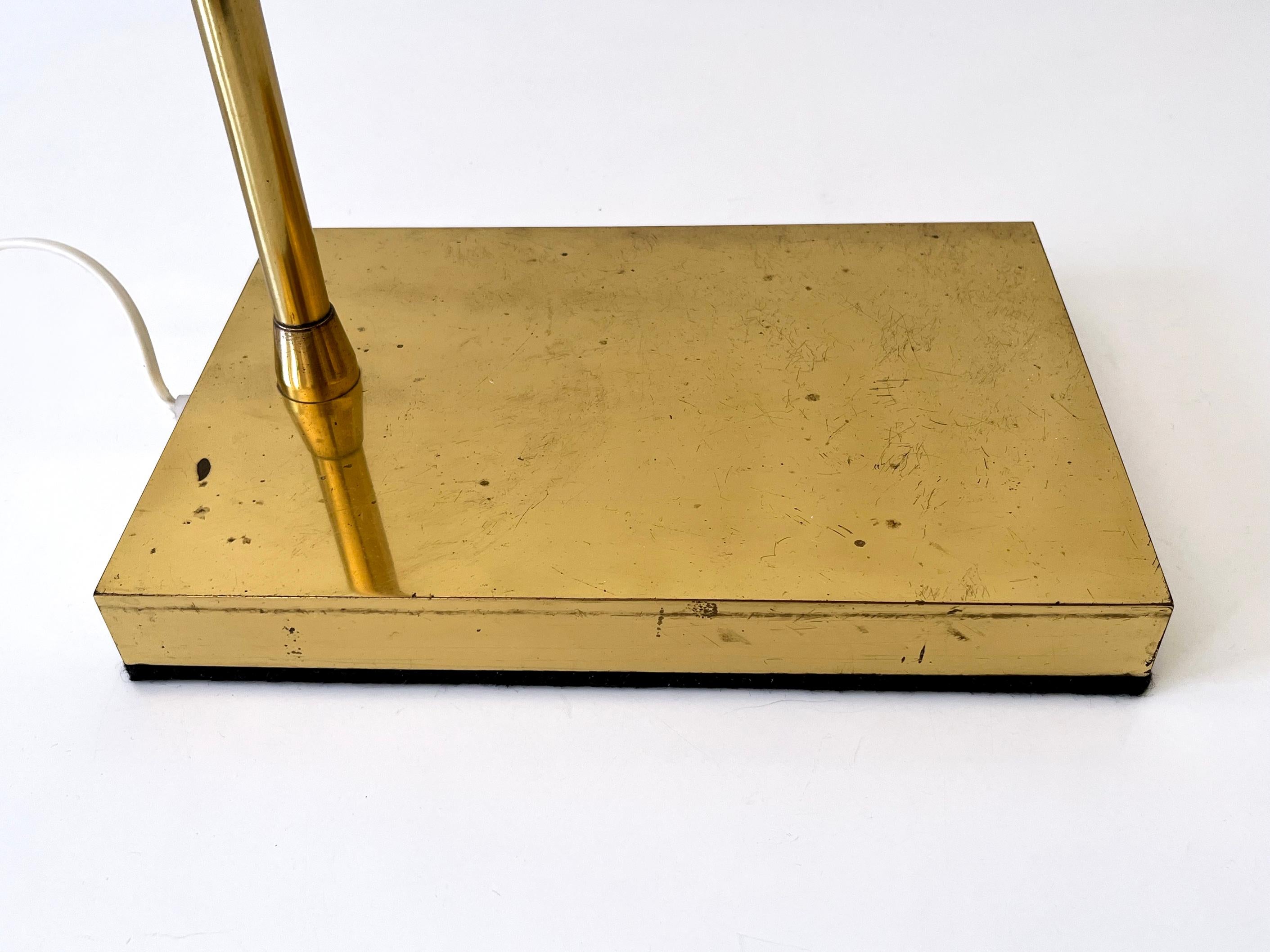 Verstellbare Stehlampe oder Leselampe aus Messing, Mitte des Jahrhunderts, Schweden 1960er Jahre im Angebot 13