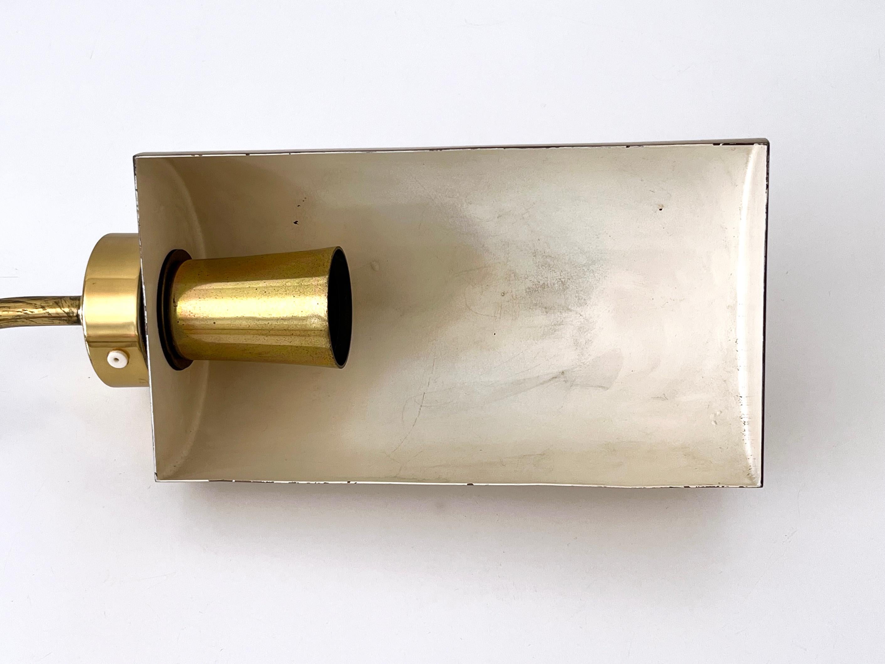 Verstellbare moderne Messing-Tischlampe oder Schreibtischleuchte Schweden 1960er Jahre im Angebot 9