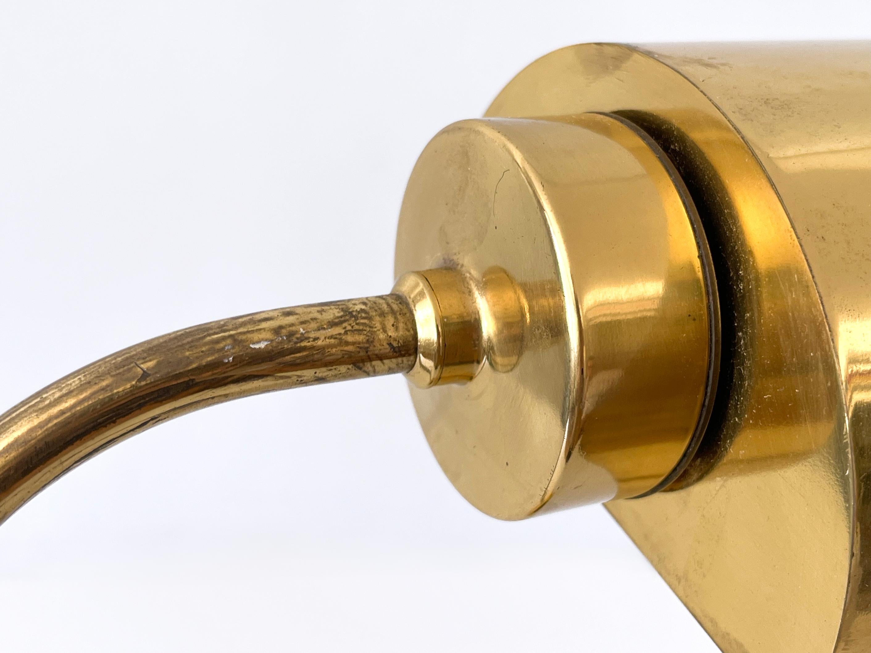 Verstellbare moderne Messing-Tischlampe oder Schreibtischleuchte Schweden 1960er Jahre im Angebot 11