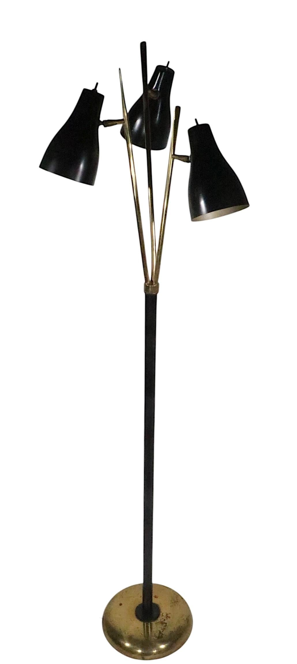 Adjustable Mid Century Three Light Floor Lamp after Thurston for Lightolier In Good Condition For Sale In New York, NY
