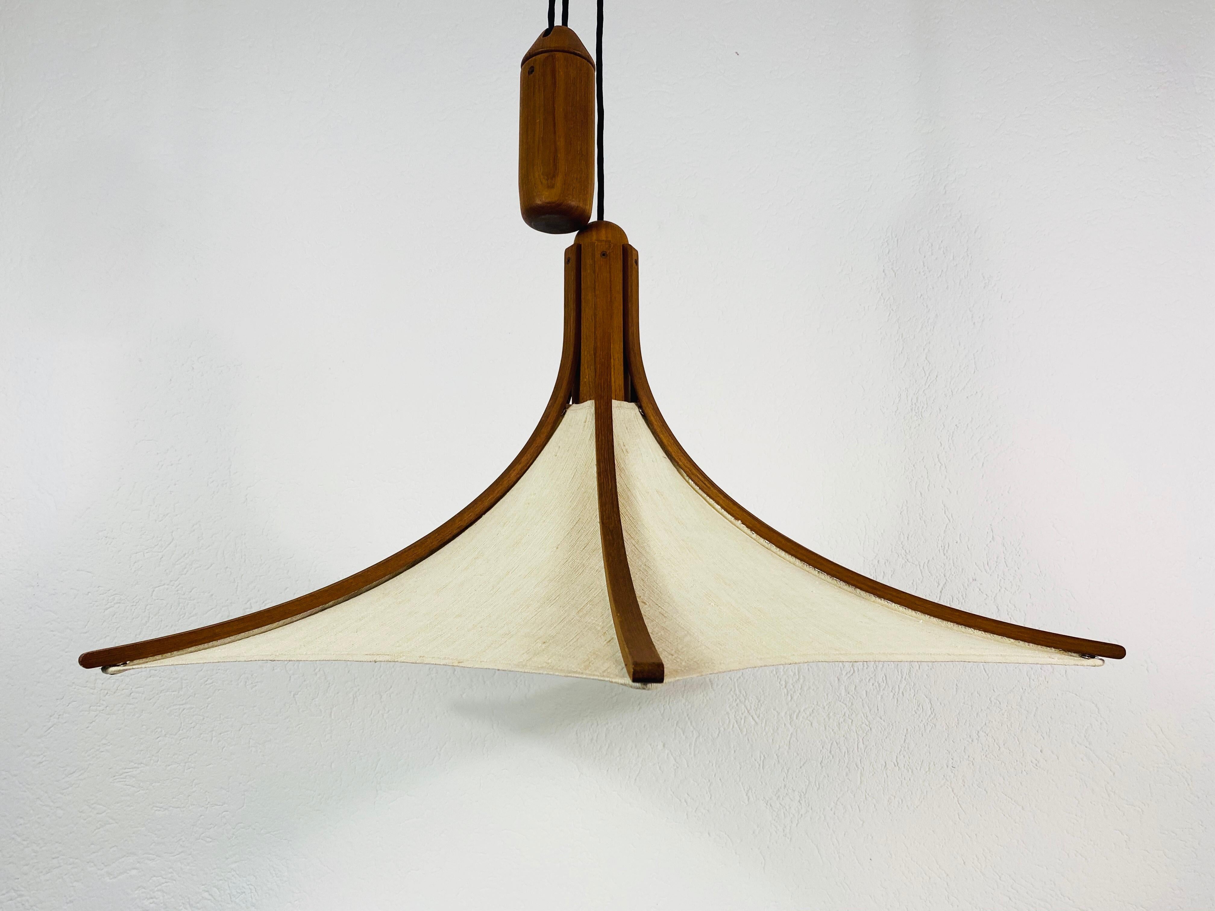 Mid-20th Century Adjustable Midcentury Wooden Pendant Lamp with Counterweight by Domus, 1960s