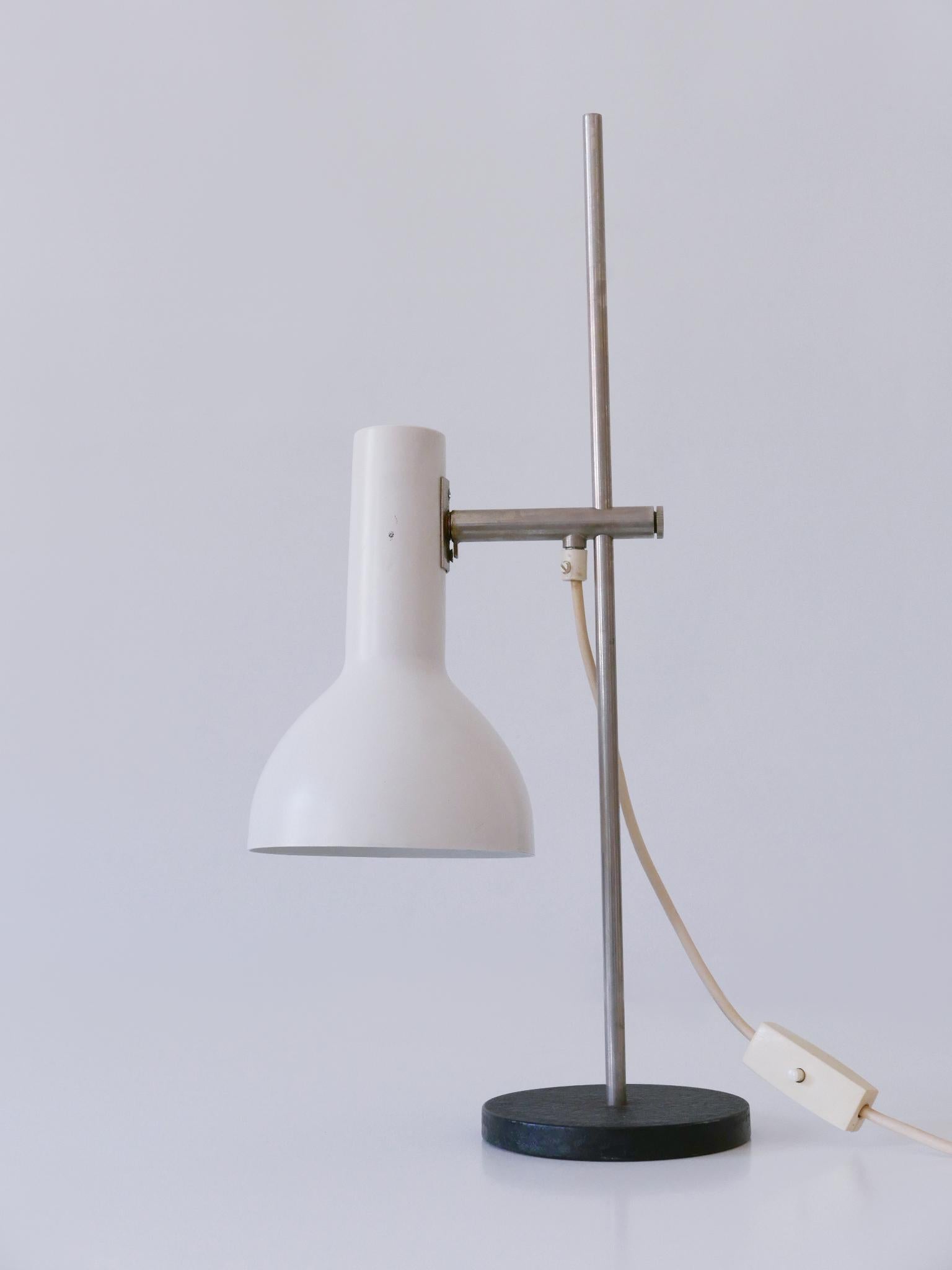 Adjustable Minimalistic Mid-Century Modern Desk Light by Gebrüder Cosack 1960s For Sale 5