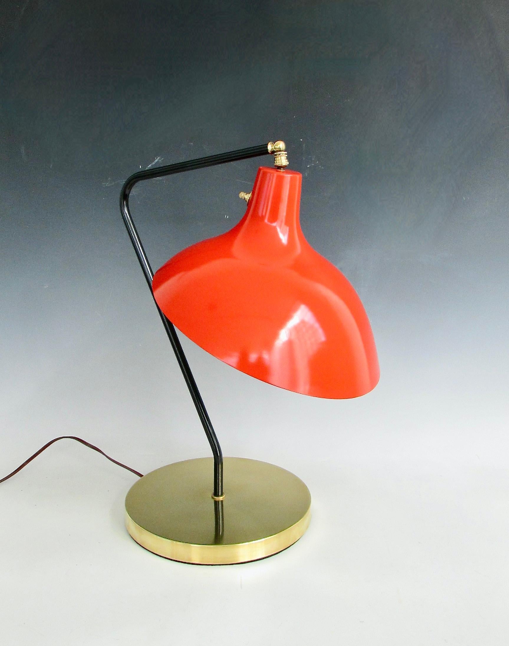 20ième siècle Lampe de bureau moderniste réglable par Marbro en vente
