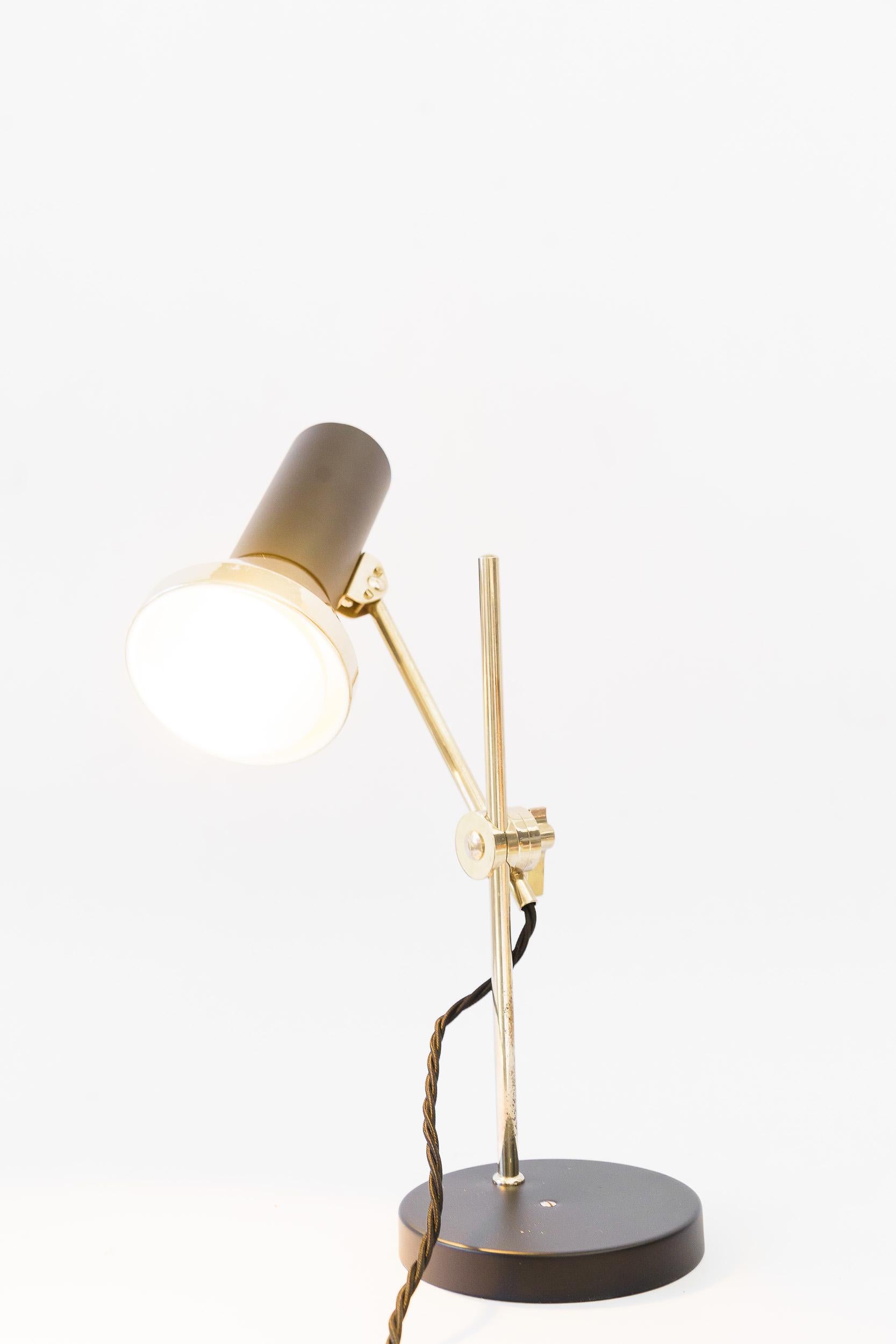 Métal Lampe de table réglable en nickel vienne vers 1960 en vente