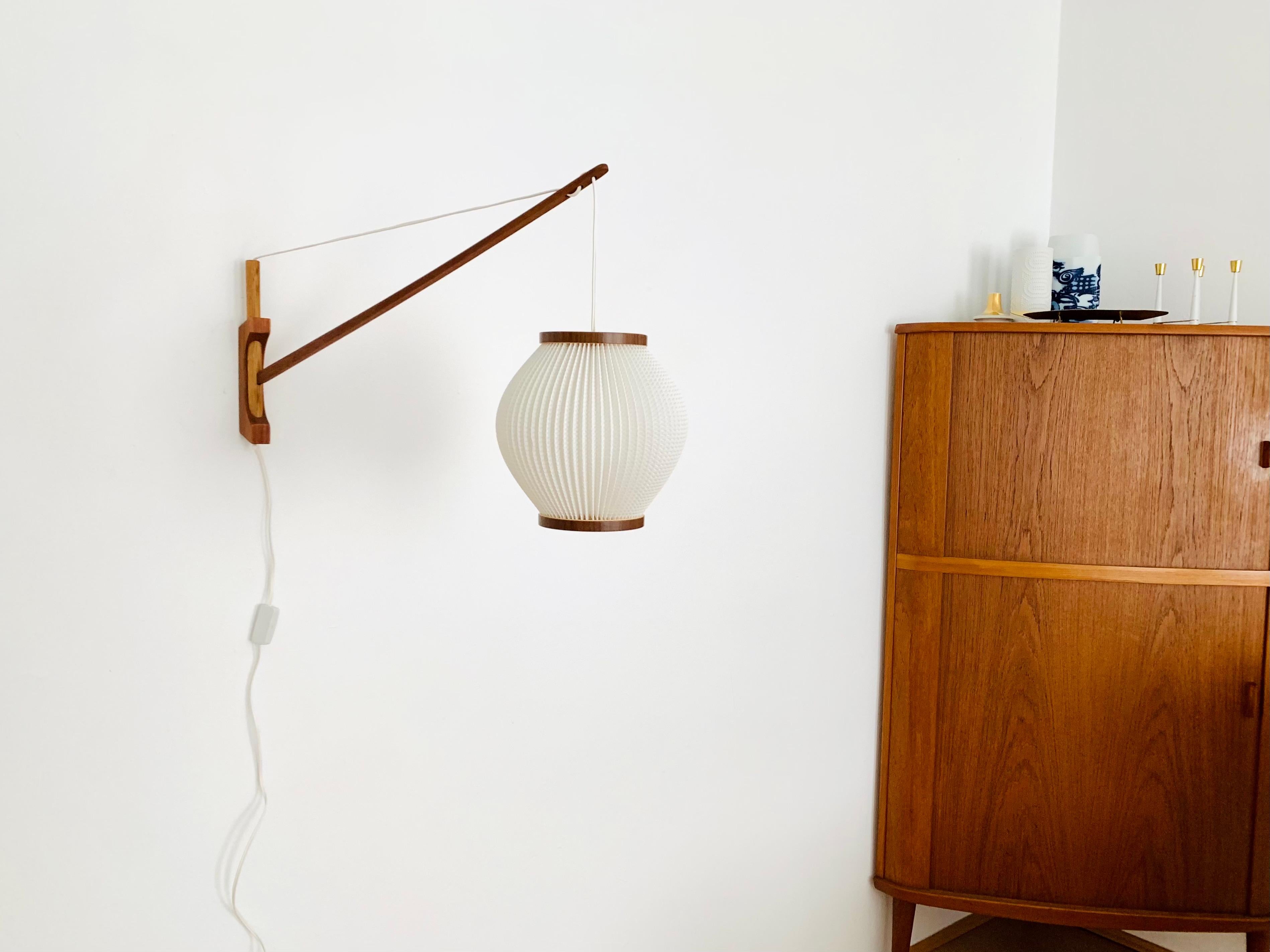 Mid-20th Century Adjustable Oak and Teak Wall Lamp For Sale