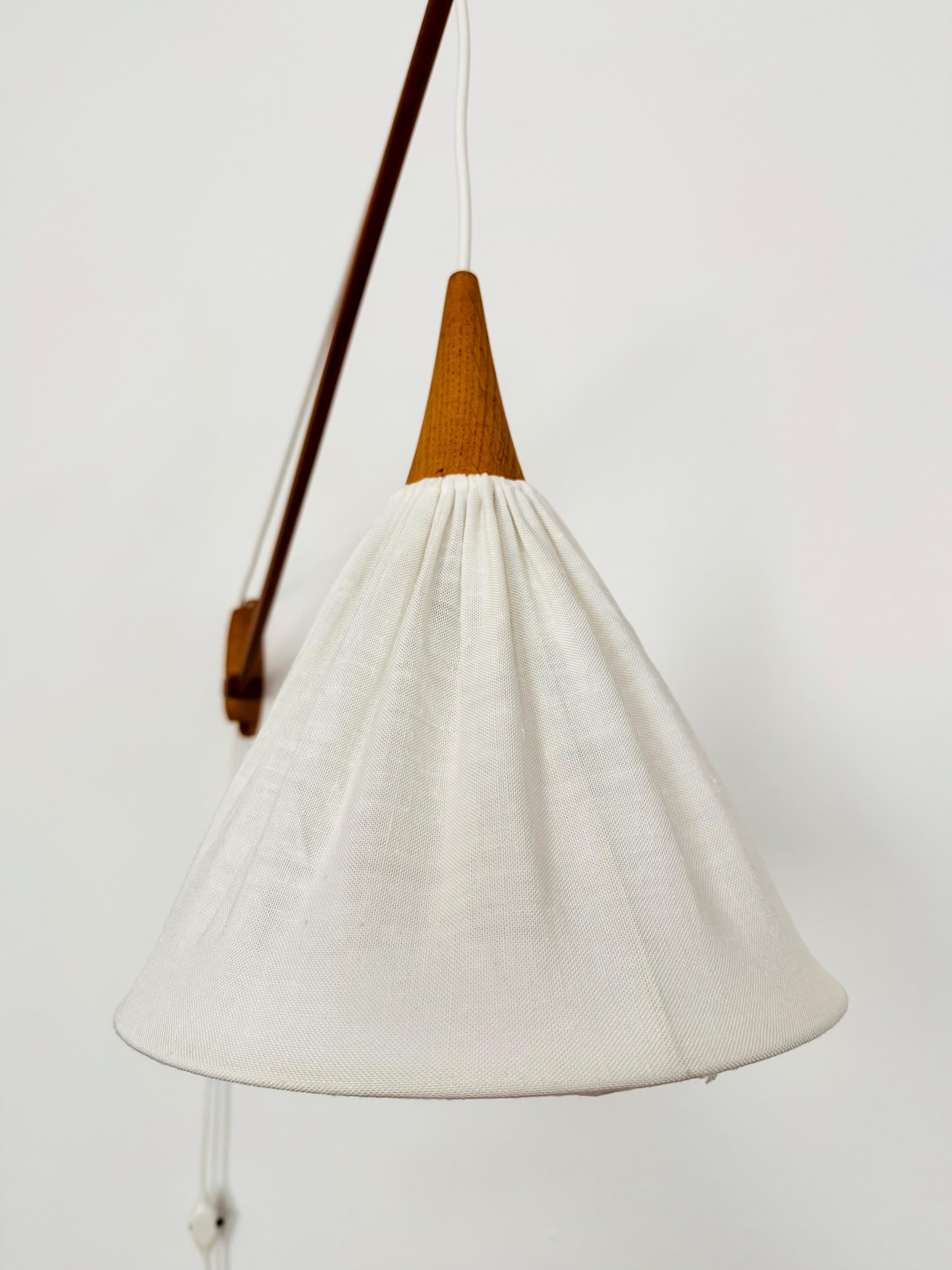 Tessuto Lampada da parete regolabile in Oak di Uno & Östen Kristiansson in vendita