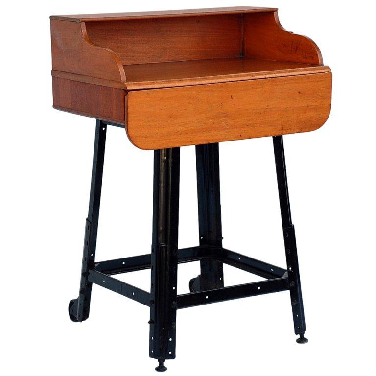 Adjustable Oak Writing Table or Desk For Sale