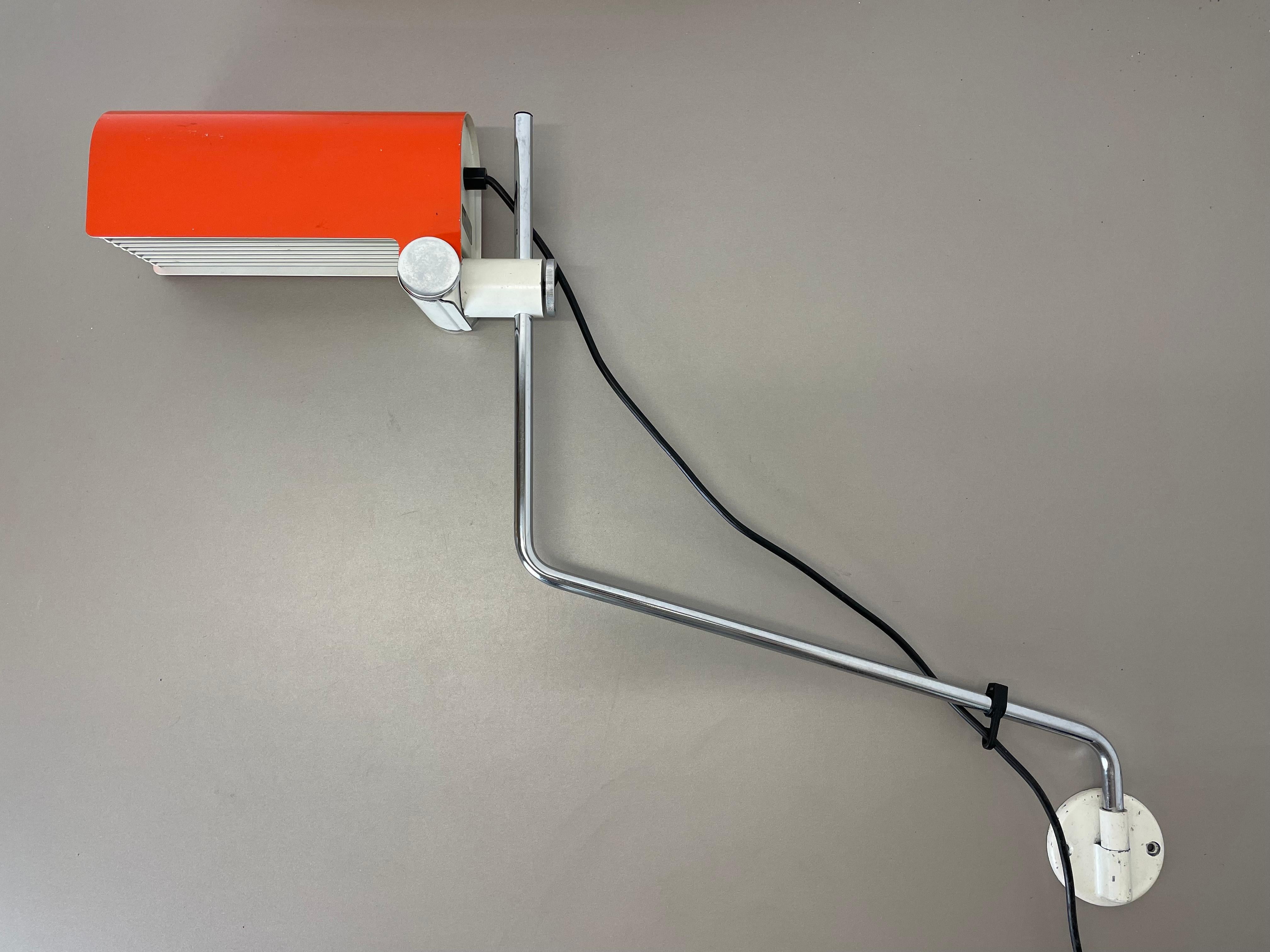 Adjustable Orange Metal Wall Light by Wilhem Braun-Feldweg Doria Light, Germany In Good Condition For Sale In Kirchlengern, DE