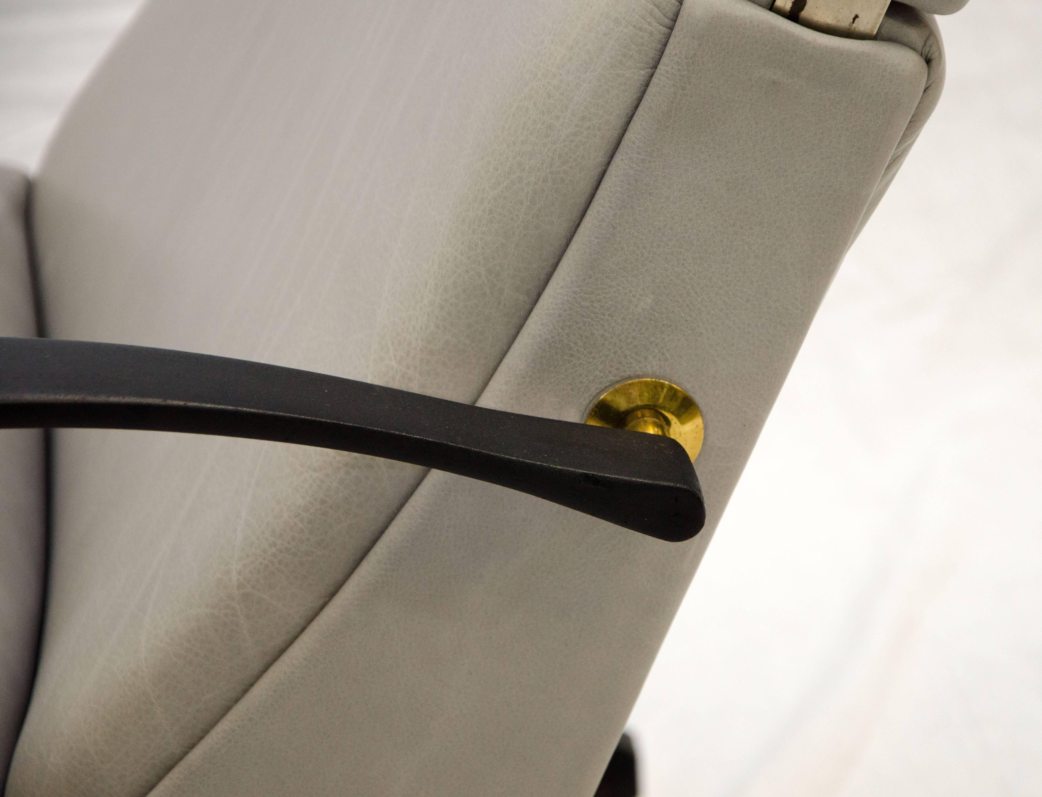 Adjustable P40 Lounge Chair by Osvaldo Borsani for Tecno For Sale 1