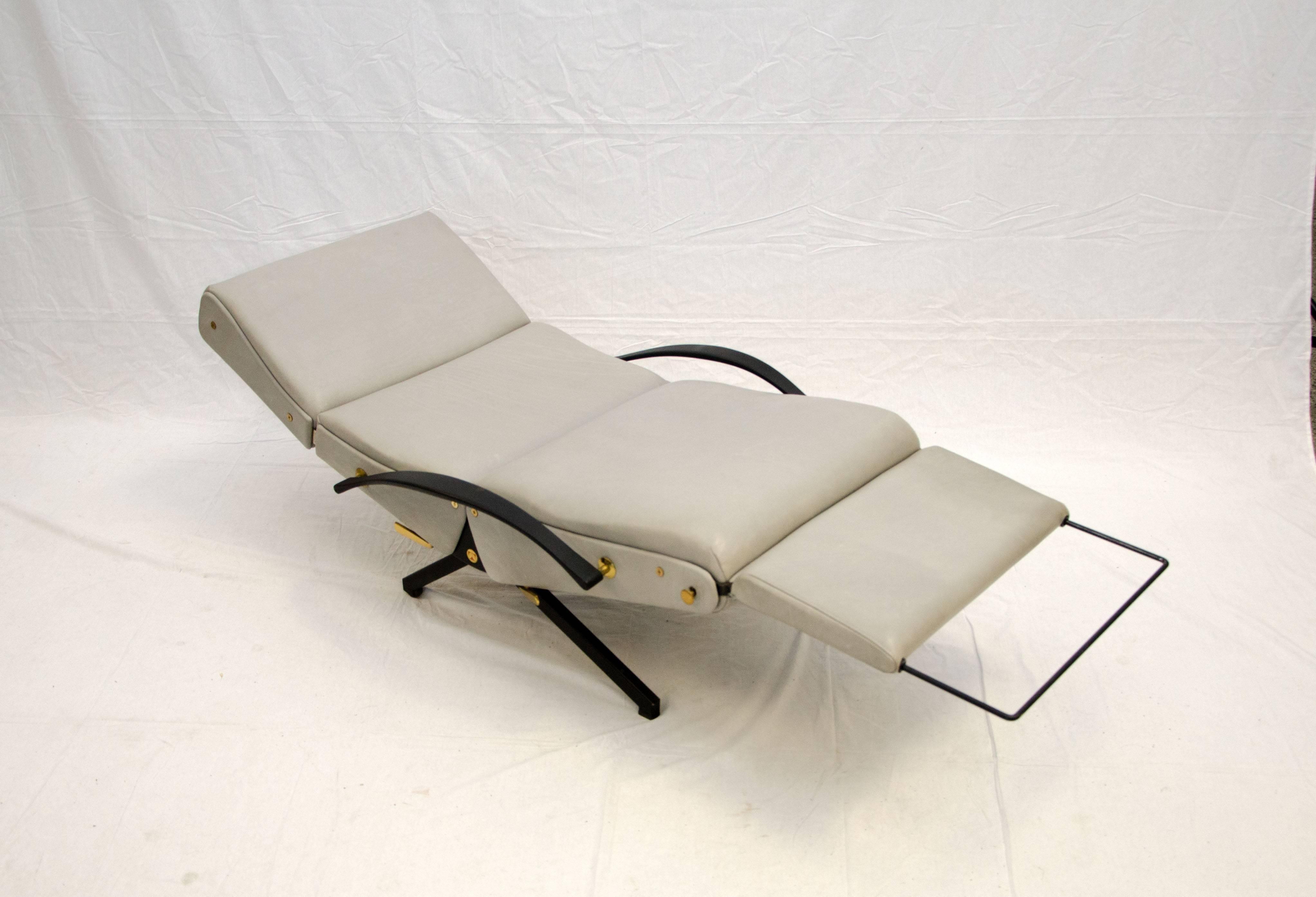 Adjustable P40 Lounge Chair by Osvaldo Borsani for Tecno In Excellent Condition For Sale In Crockett, CA