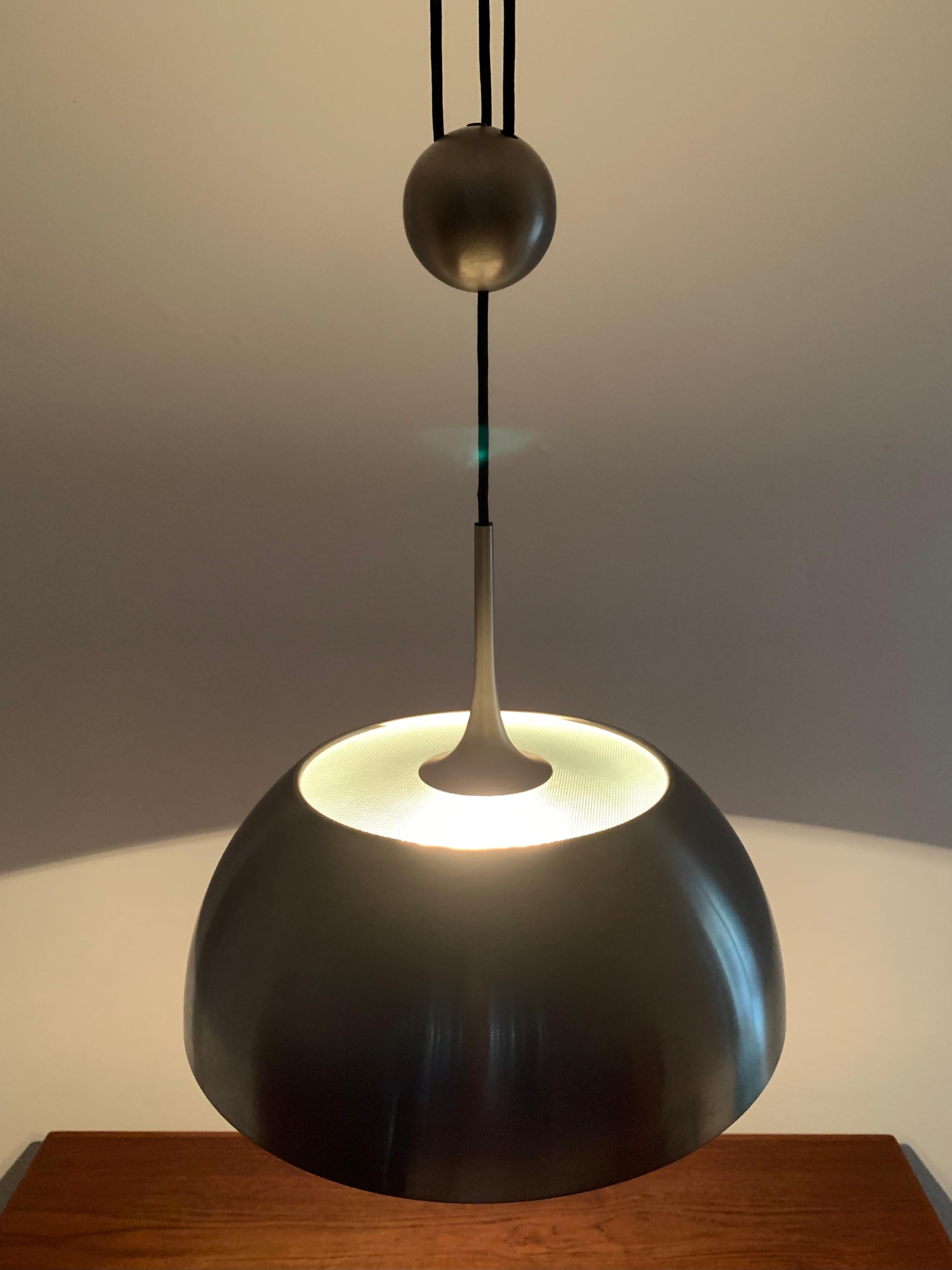 Adjustable Pendant Lamp with Counterweight by Florian Schulz For Sale 4