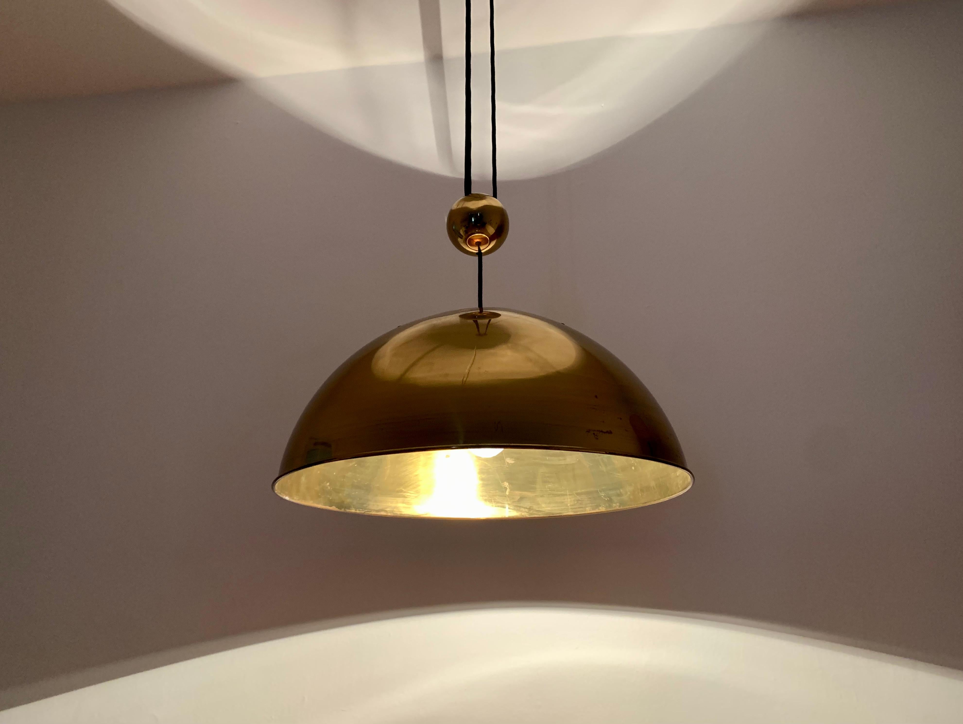 Adjustable Pendant Lamp with Counterweight by Florian Schulz For Sale 4