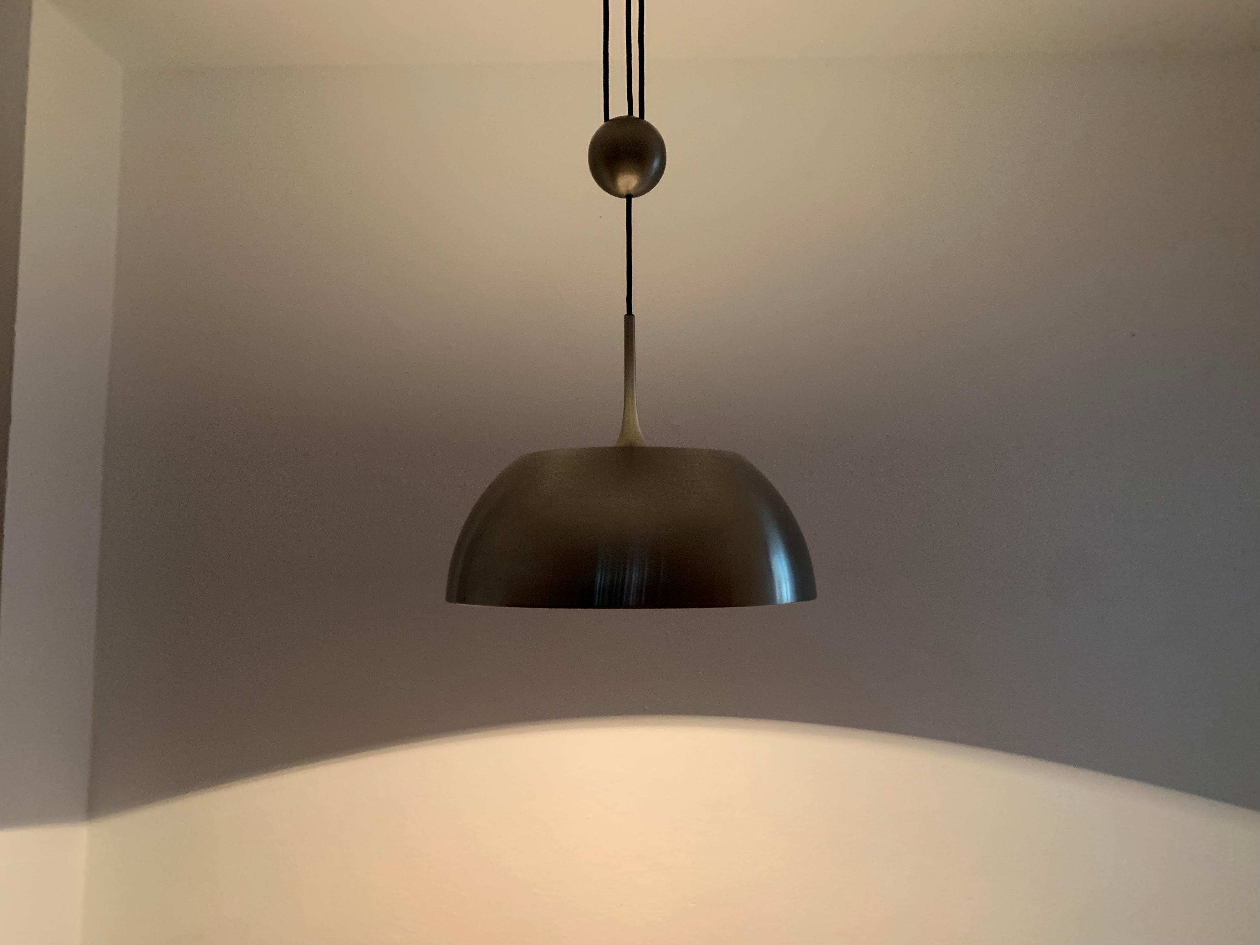 Adjustable Pendant Lamp with Counterweight by Florian Schulz For Sale 5