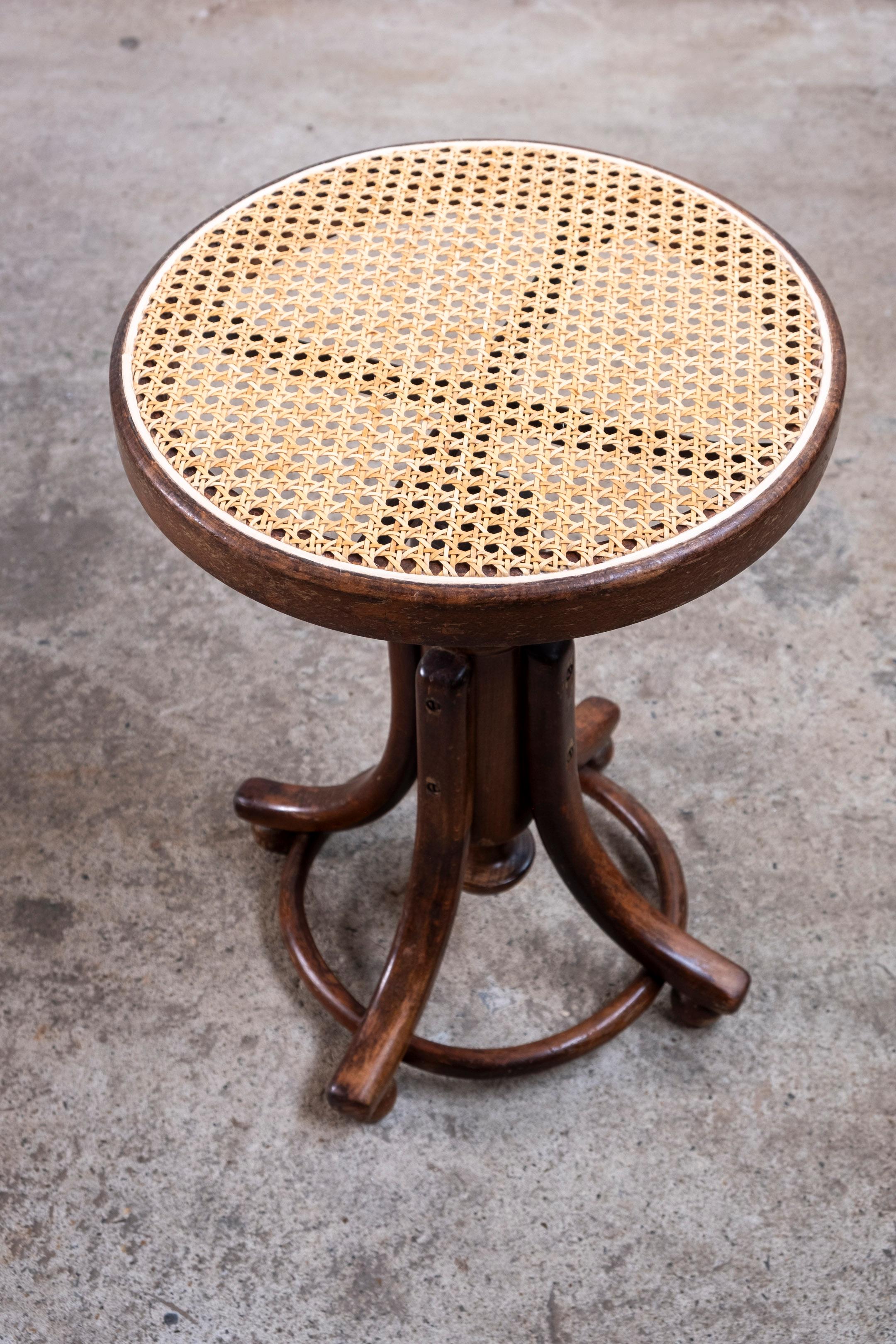 Woven Adjustable Piano Stool in The Style of Thonet, 1940s