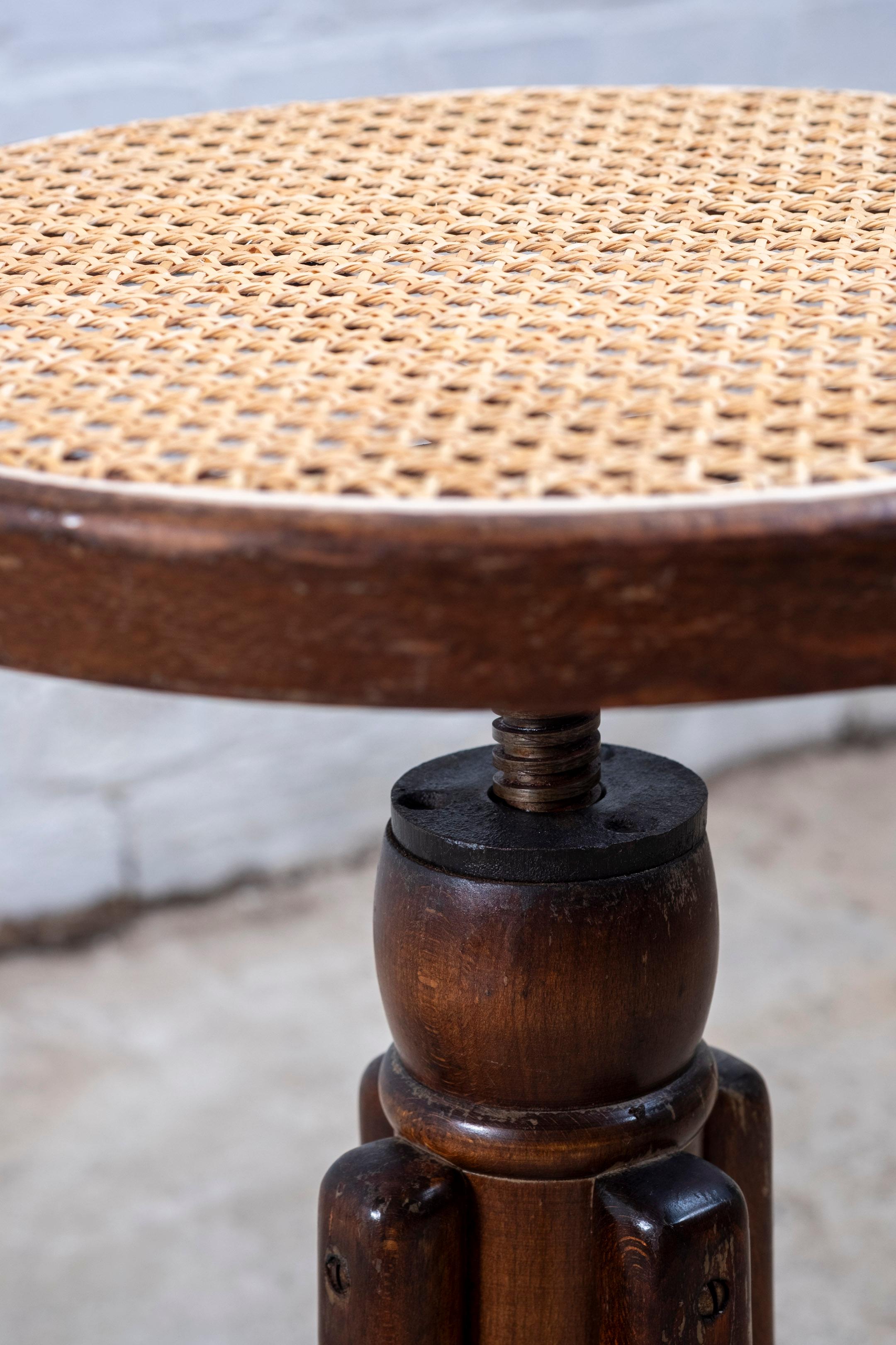 Wicker Adjustable Piano Stool in The Style of Thonet, 1940s For Sale
