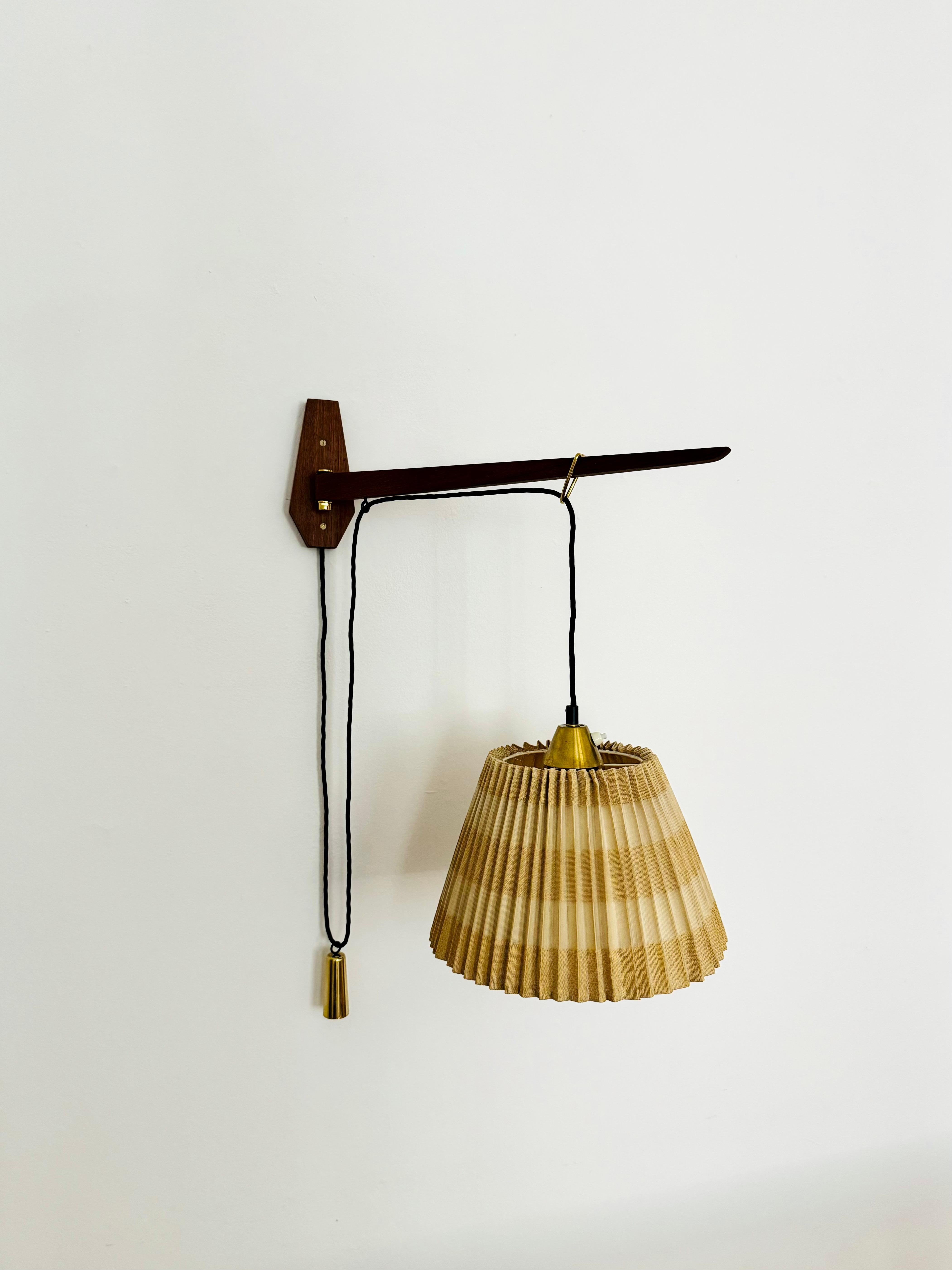 Mid-Century moderno Lampada da parete pieghevole regolabile di Kaiser Leuchten in vendita
