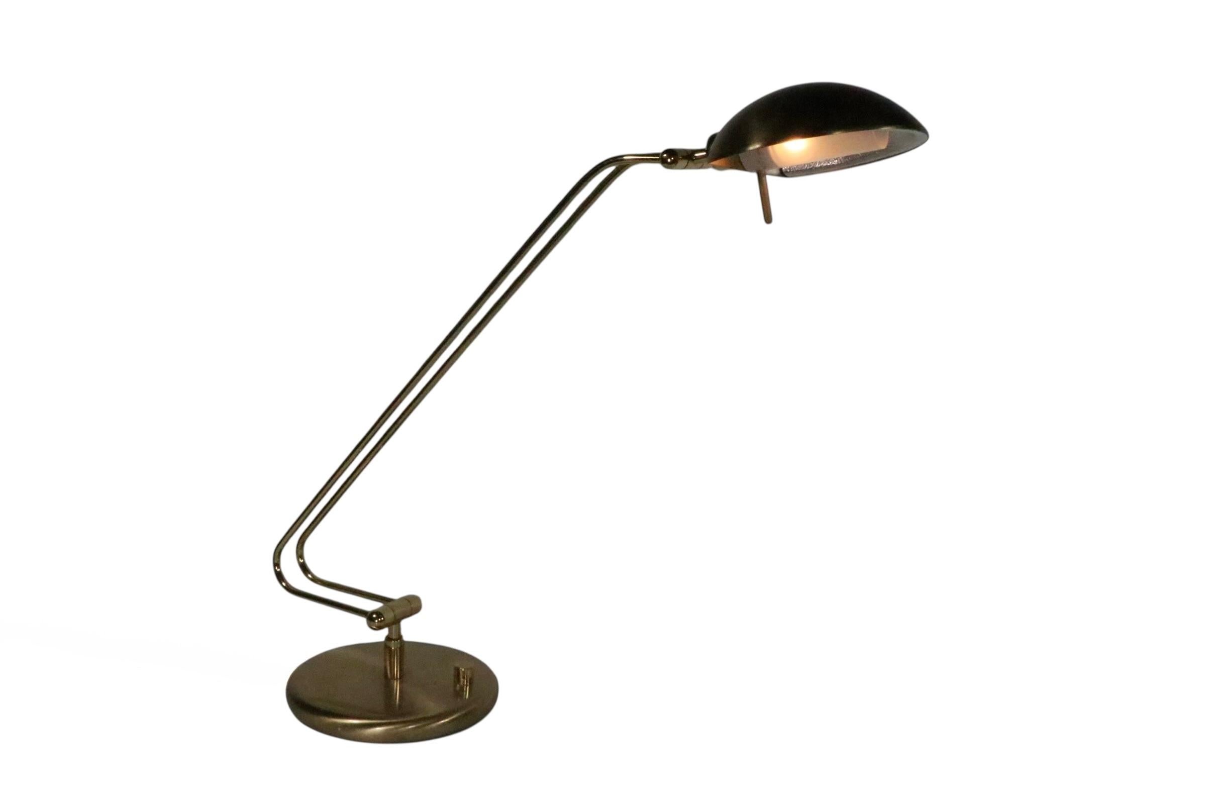 Adjustable Post Modern Halogen Desk Lamp by Holtkotter Made in Germany c. 1980's im Angebot 5