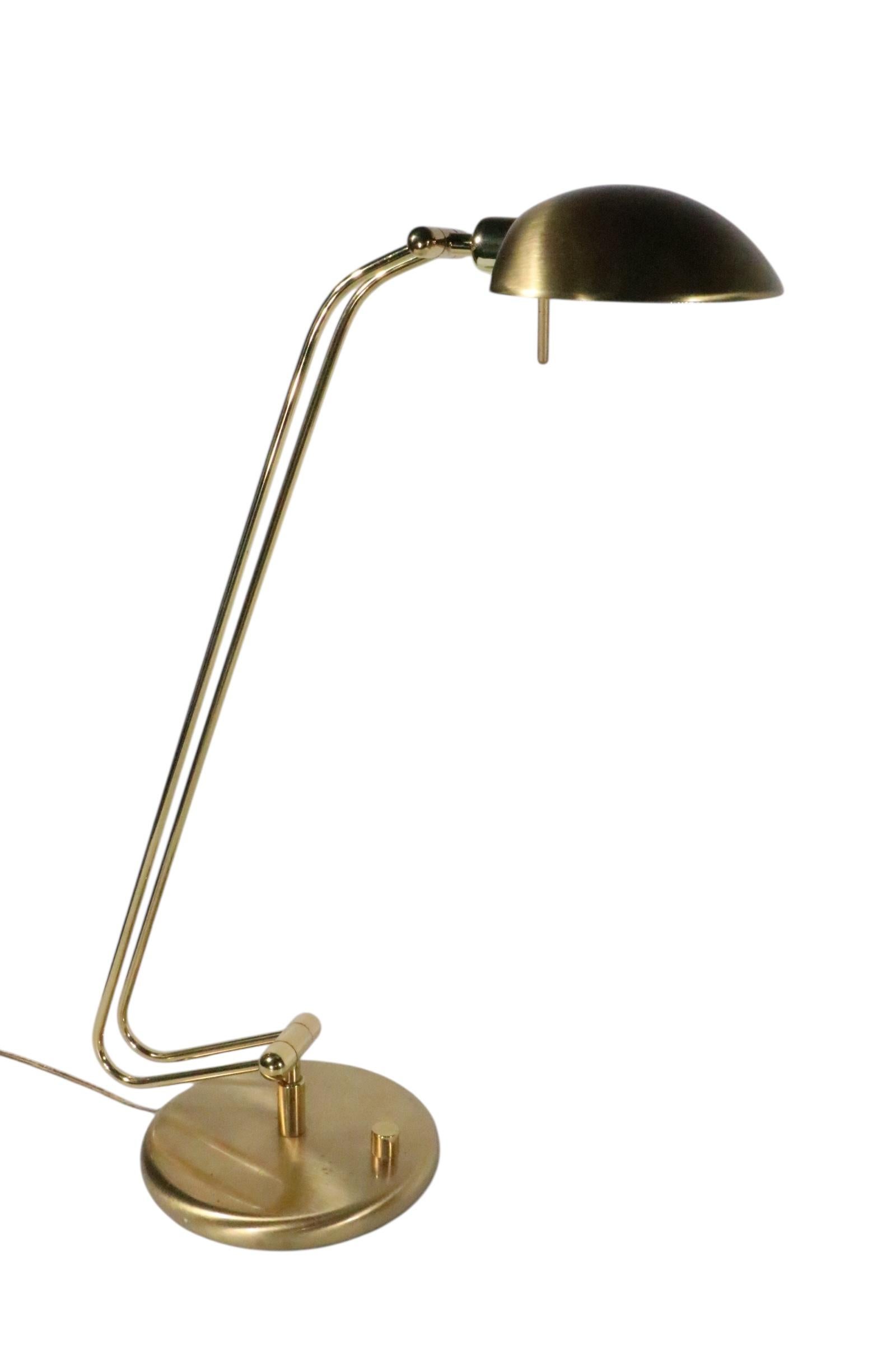 Adjustable Post Modern Halogen Desk Lamp by Holtkotter Made in Germany c. 1980's im Angebot 2