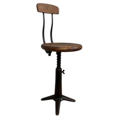 Adjustable Quality Singer Industrial Stool with Back Rest Original Condition