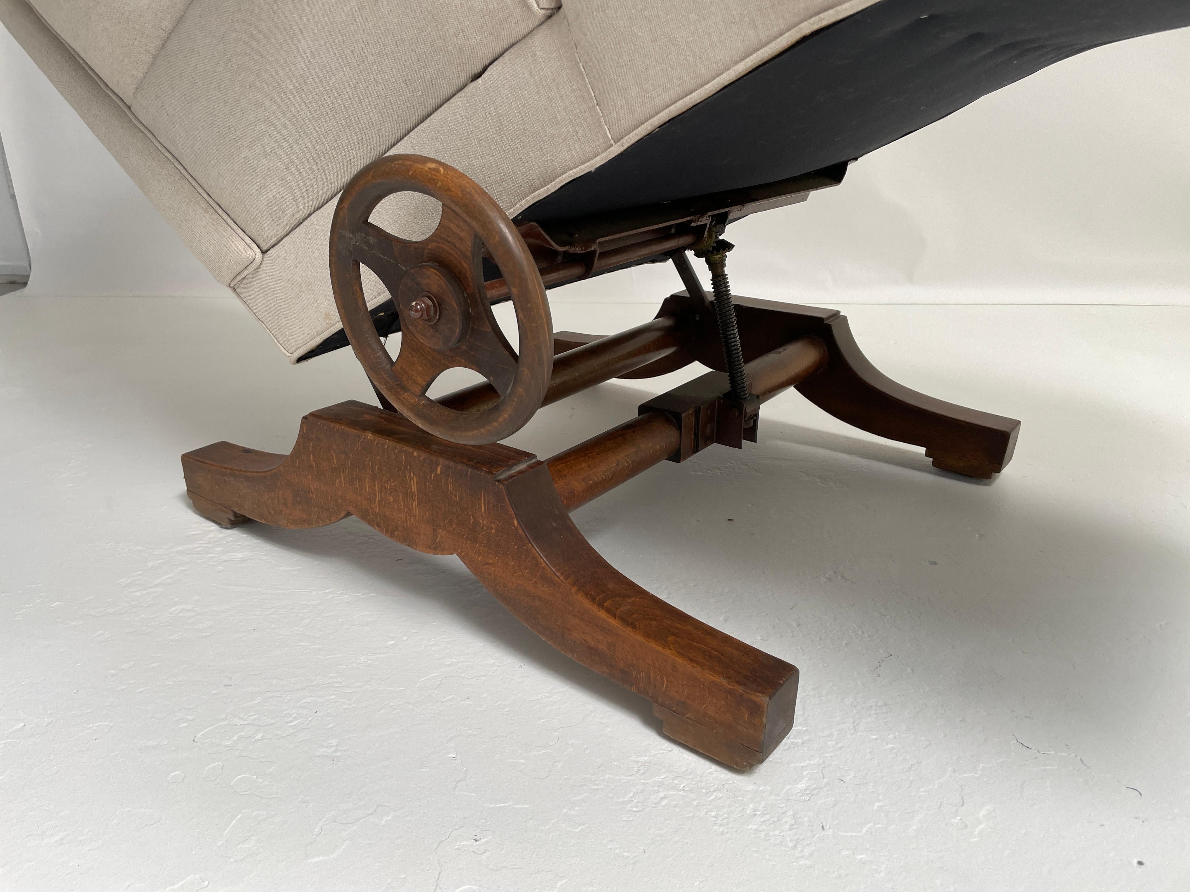 Adjustable Reclining Napoleon III Chair For Sale 4
