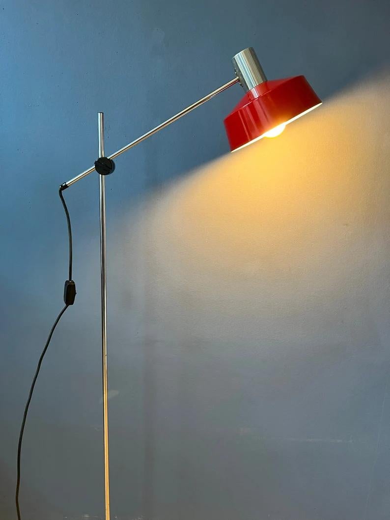 Adjustable Red Floor Lamp in Style of Hoogervorst, 1970s In Excellent Condition For Sale In ROTTERDAM, ZH