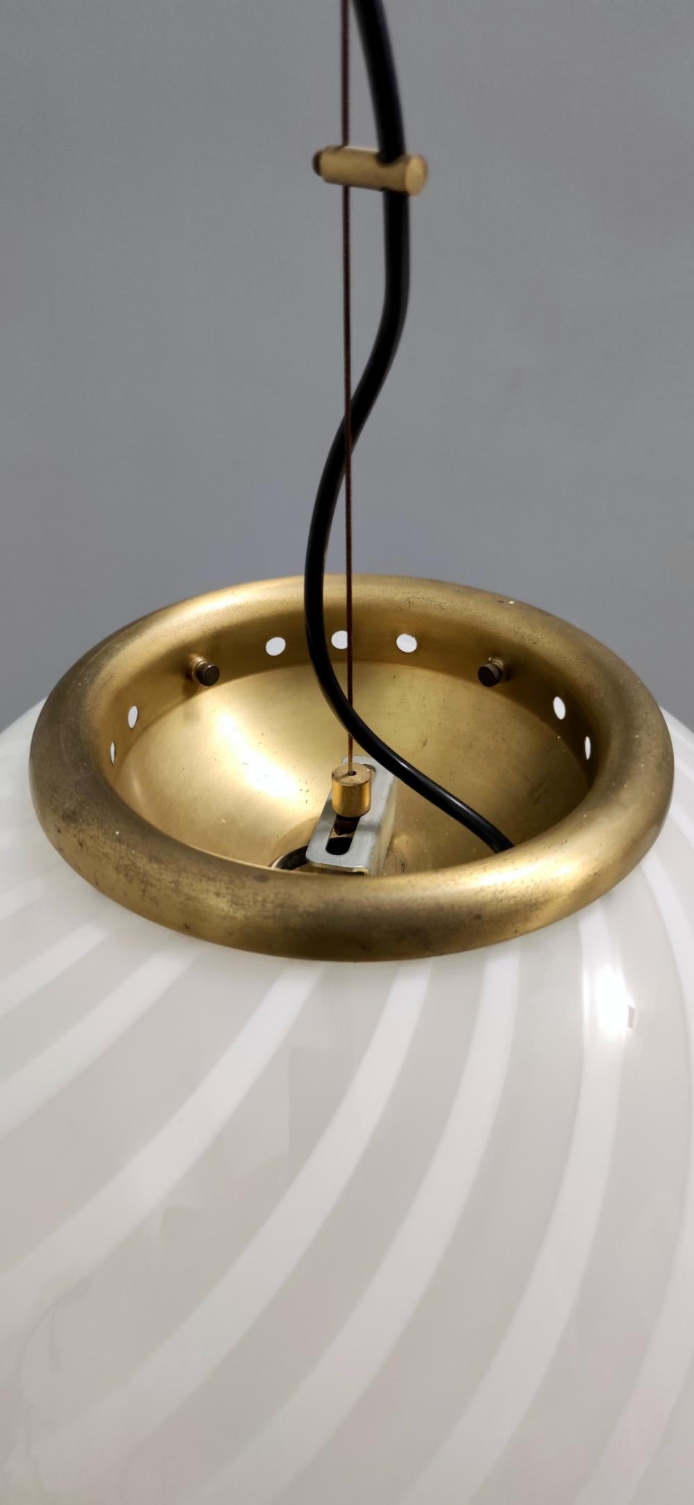 Adjustable Spheric Murano Glass and Brushed Brass Pendant by VeArt, Italy, 1970s 3