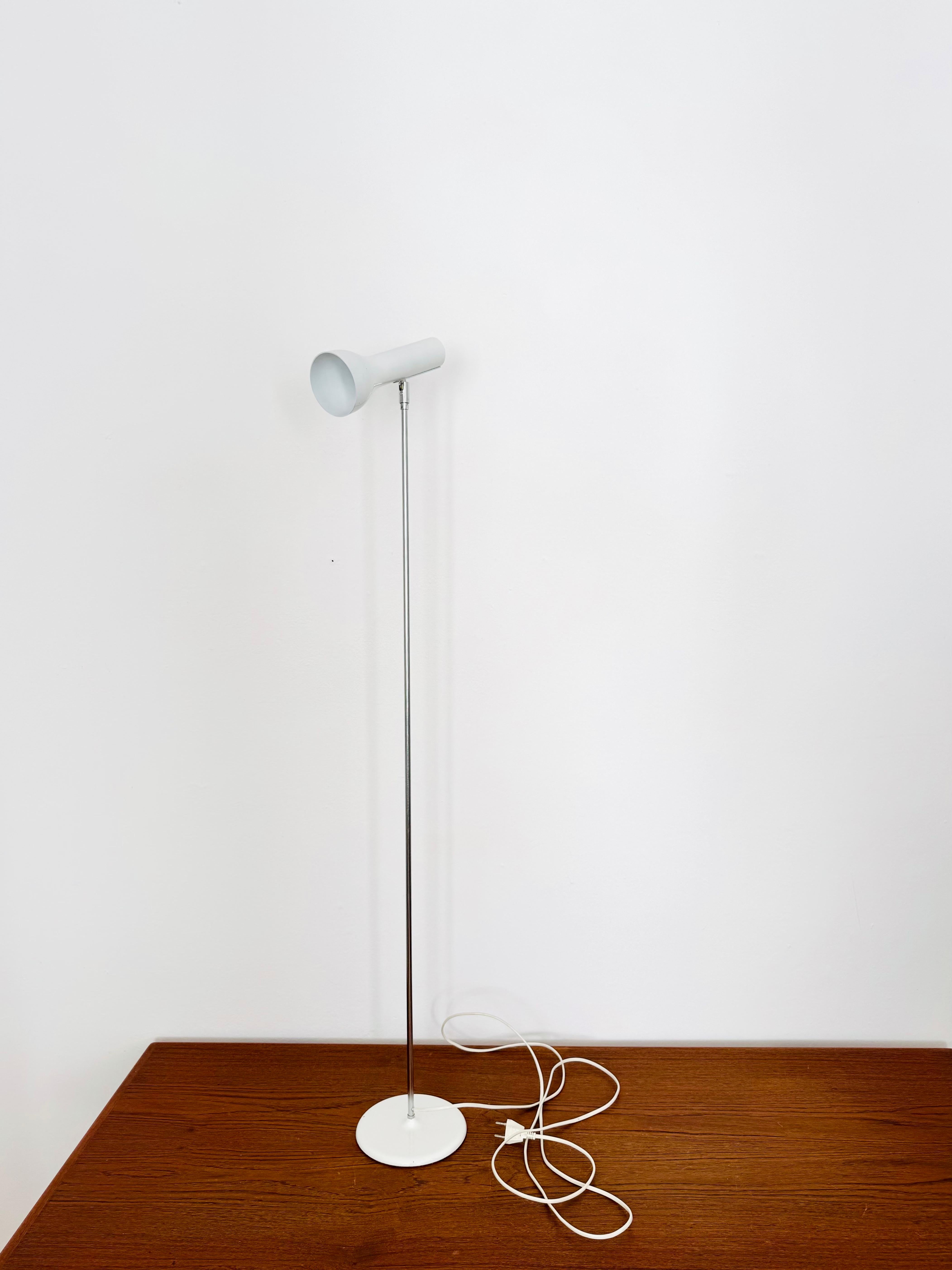 Lampada da terra a spot regolabile di Swiss Lamps International in vendita 8