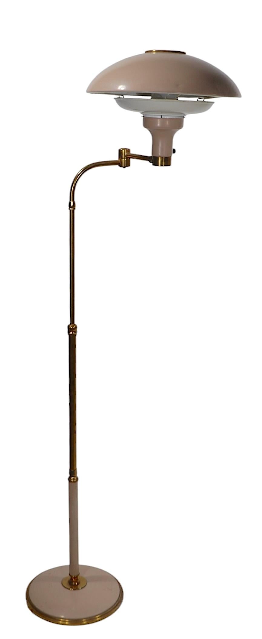 Adjustable Swing Arm Saucer Floor  Lamp Designed by Thurston for Lightolier In Good Condition For Sale In New York, NY