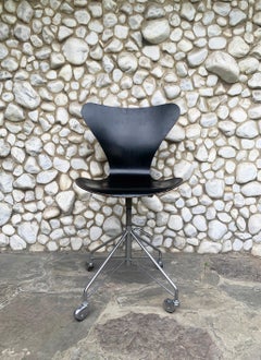 Adjustable Swivel Office Chair 3117 by Arne Jacobsen for Fritz Hansen, 1960s