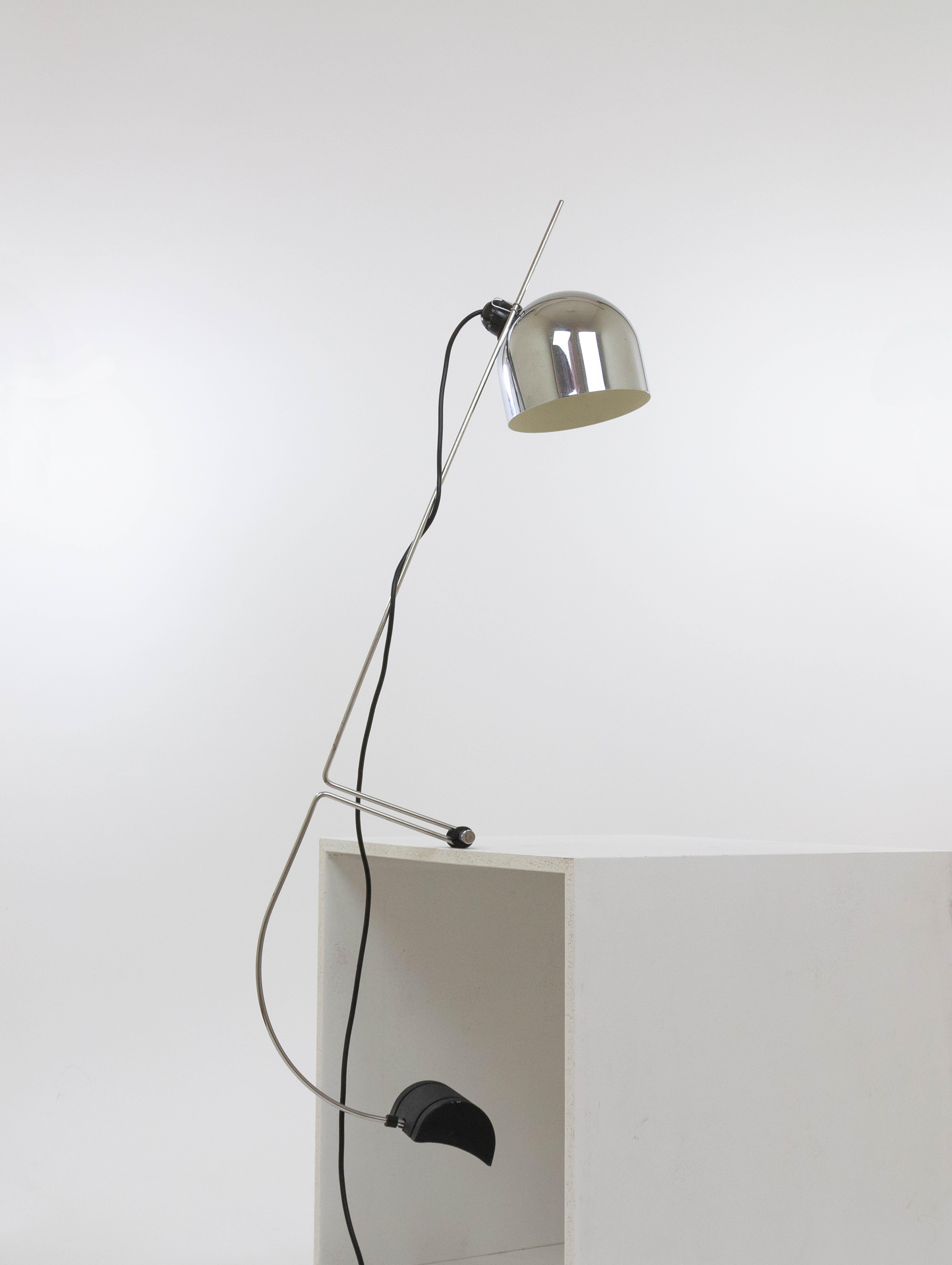 Italian Adjustable table lamp by Vid Brataševec for Lumenform, 1970s For Sale