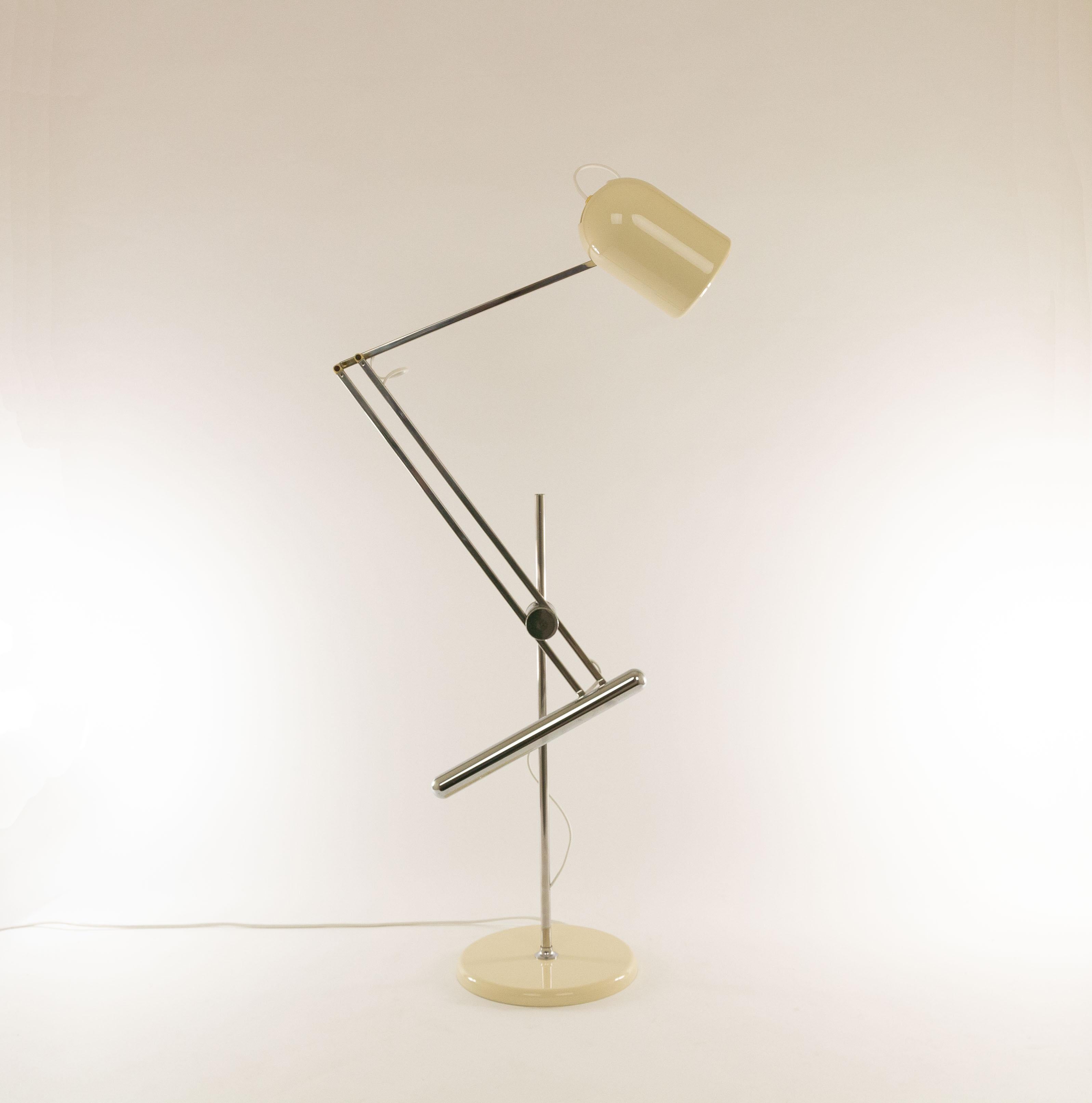 Adjustable Table Lamp G32 by Reggiani Illuminazione, 1970s 2