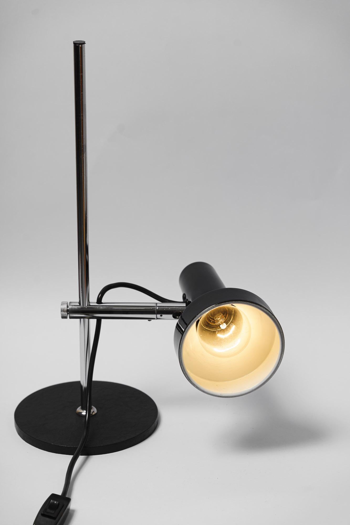 Adjustable Table lamp italy around 1960s For Sale 2