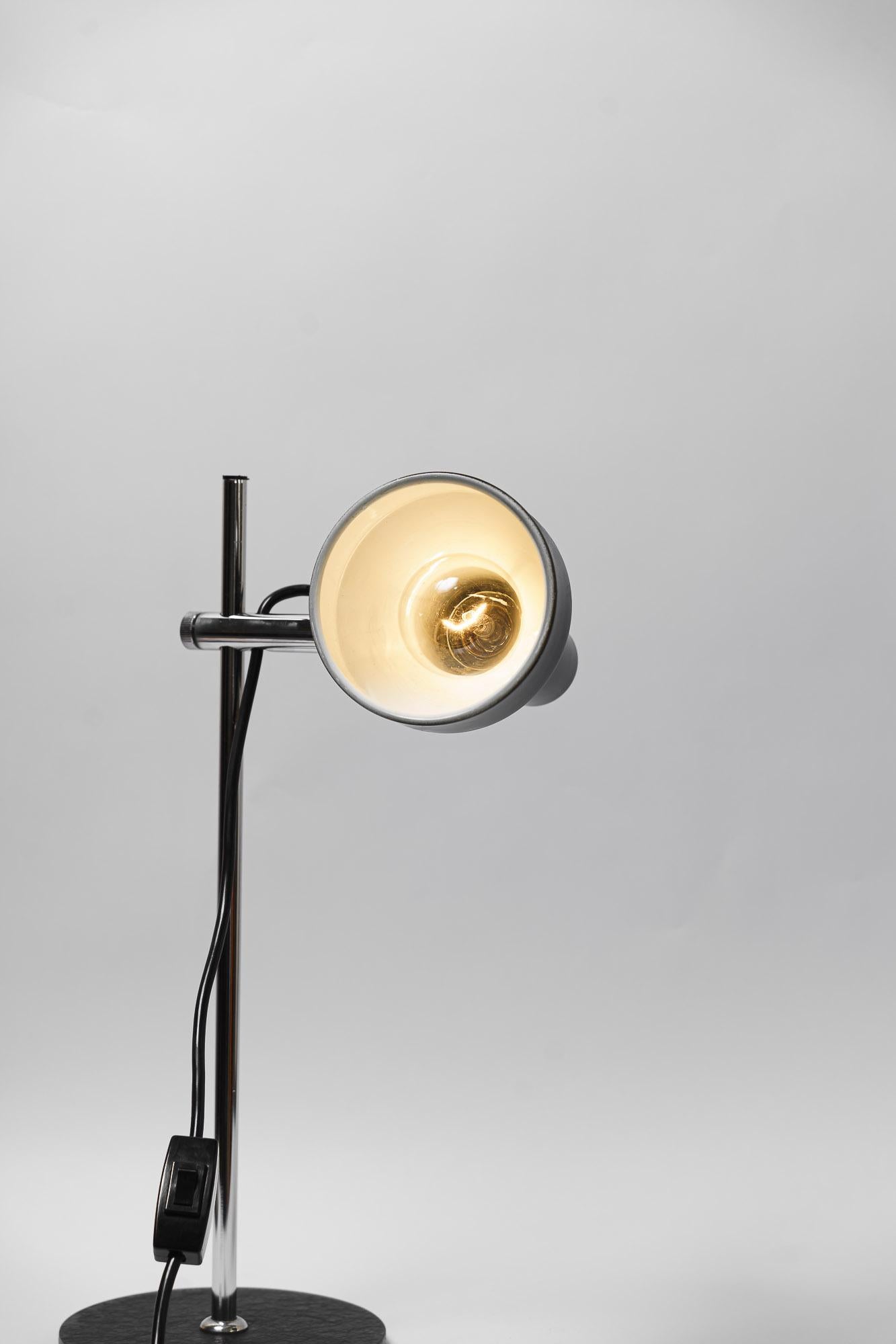 Adjustable Table lamp italy around 1960s For Sale 5