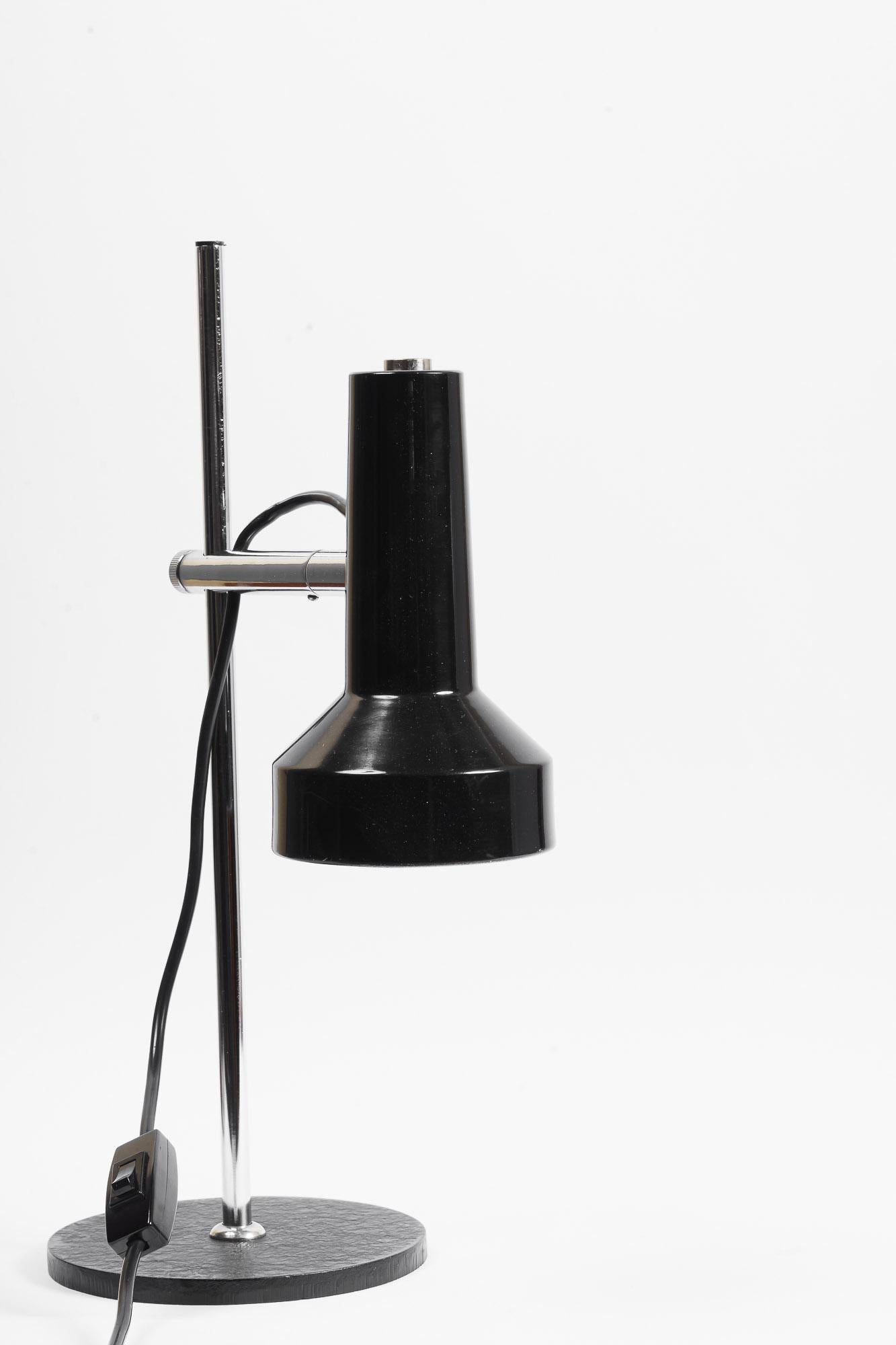 Mid-Century Modern Adjustable Table lamp italy around 1960s For Sale