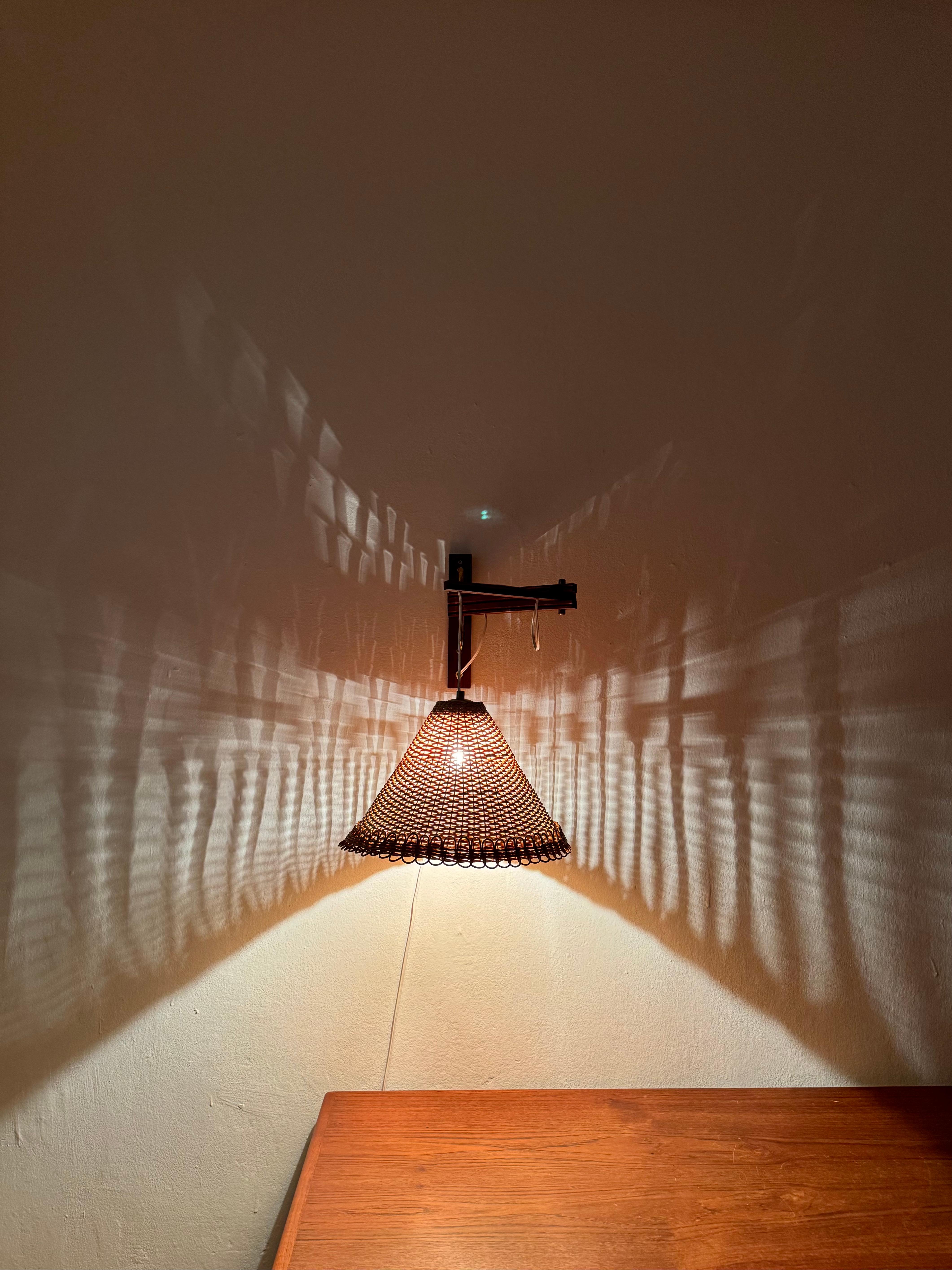 Adjustable Teak and Wicker Wall Lamp For Sale 8