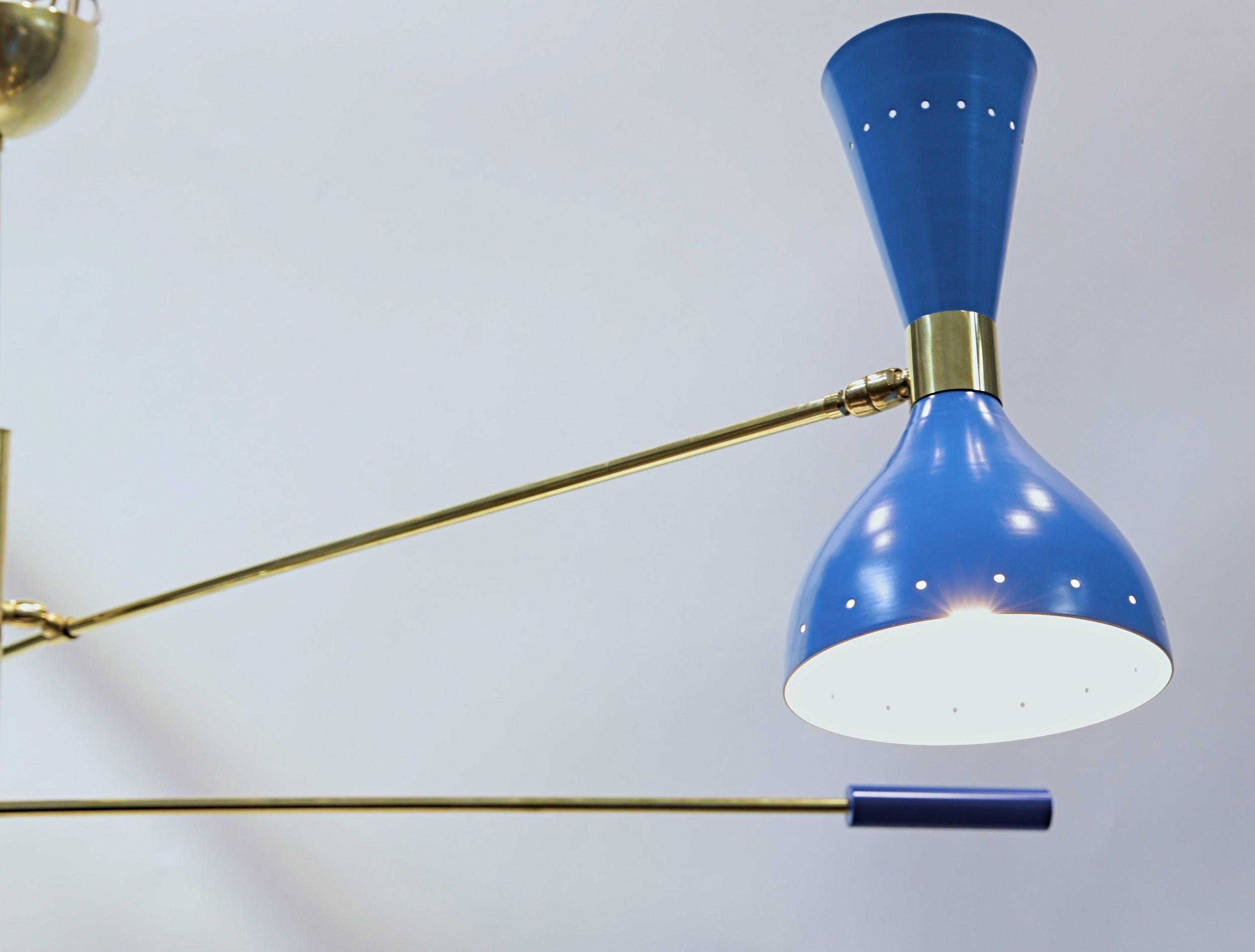 Adjustable Triennale 3 Arms Chandelier Brass, Stilnovo Style, Three Hues of Blue In Excellent Condition For Sale In Tavarnelle val di Pesa, Florence