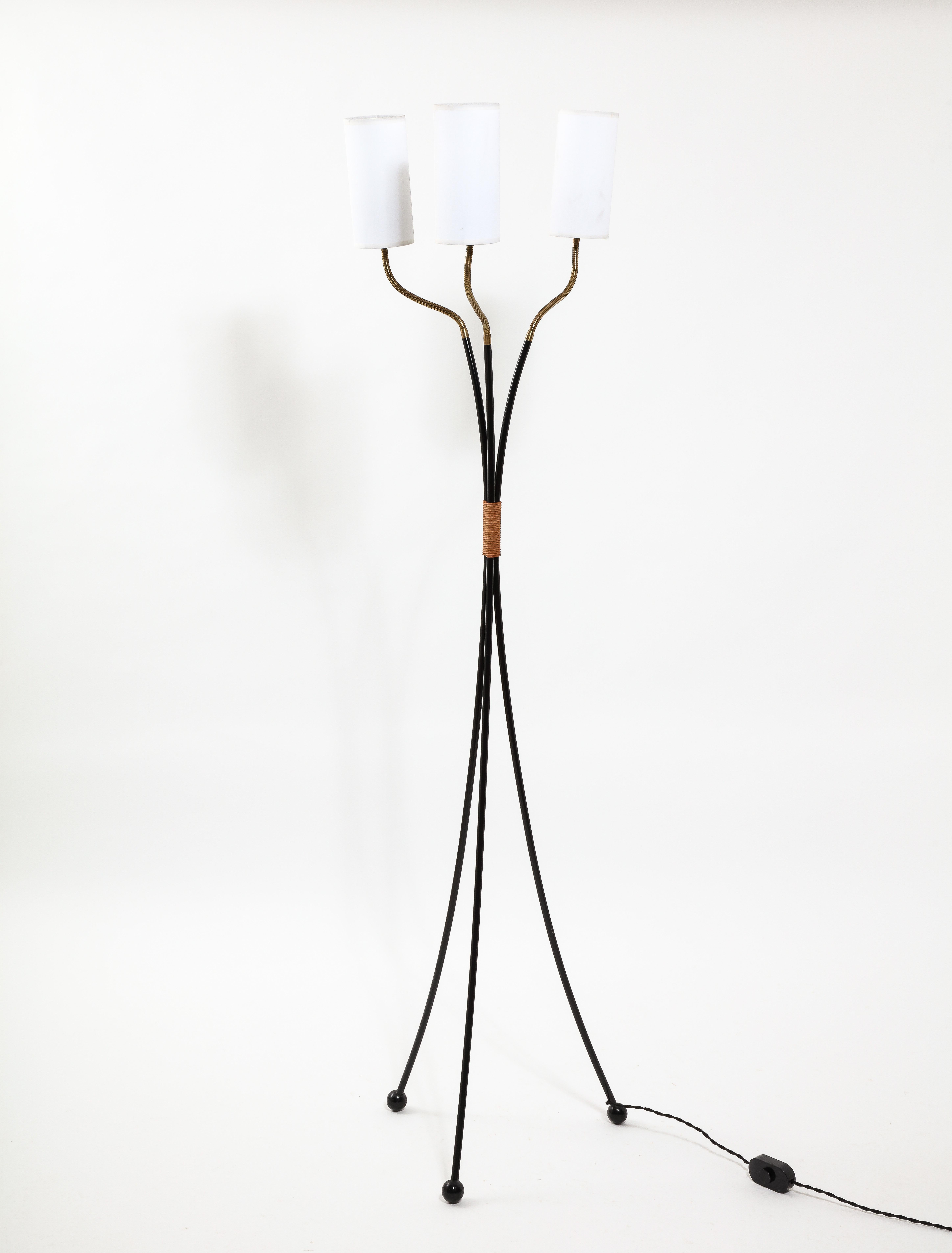 Adjustable Tripod Floor Lamp, France 1960s For Sale 10