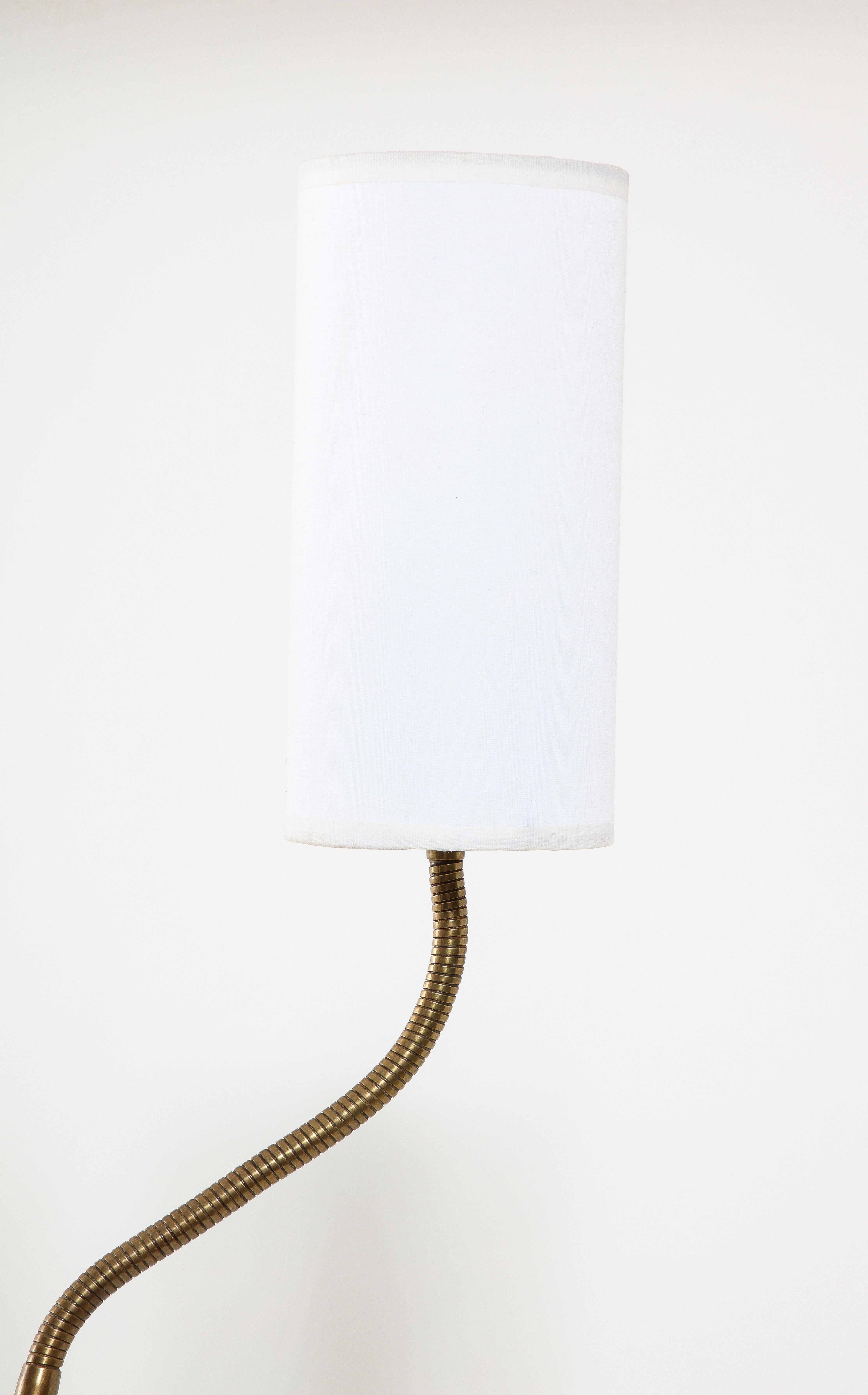 Adjustable Tripod Floor Lamp, France 1960s In Good Condition For Sale In New York, NY